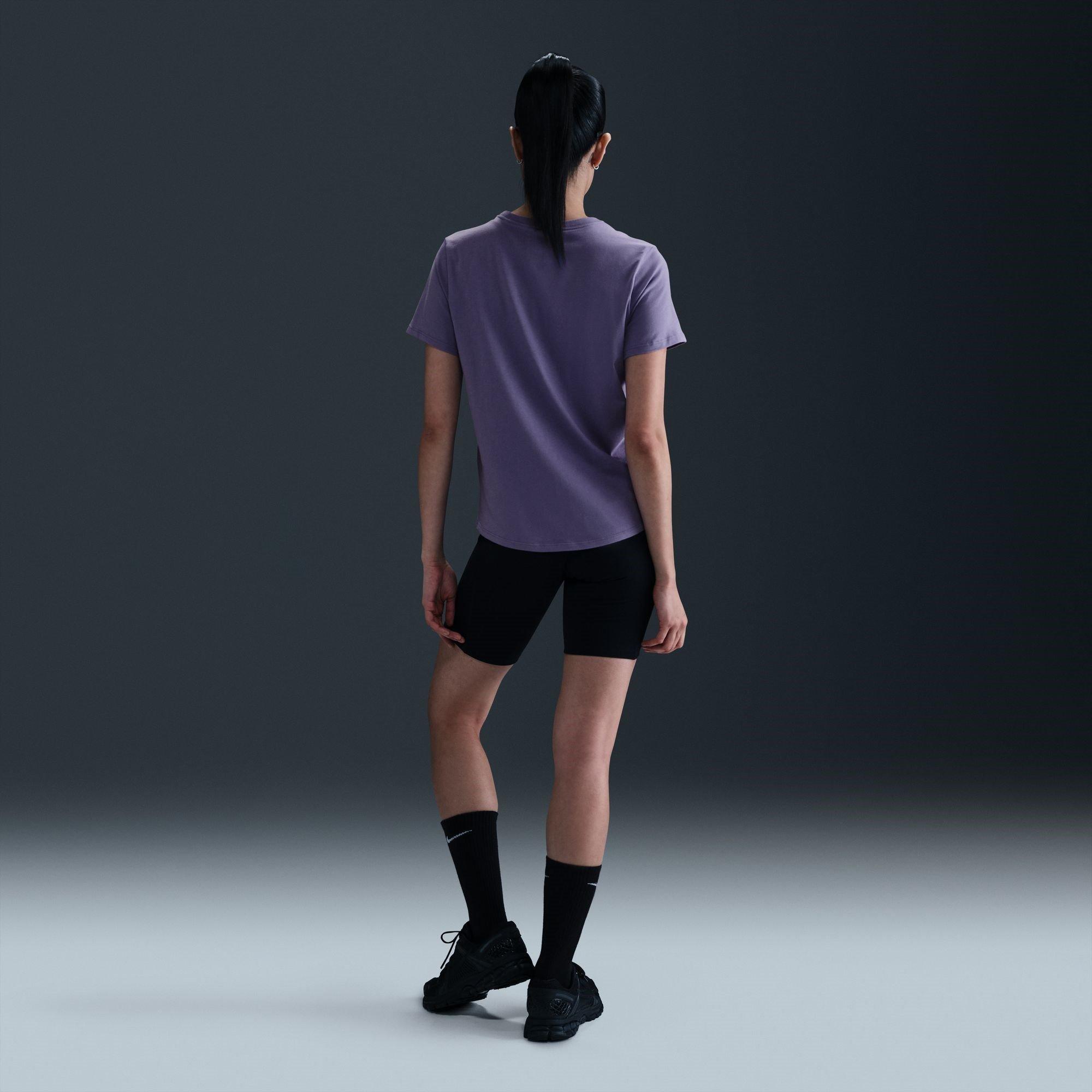 Nike Sportswear Womens Club T Shirt