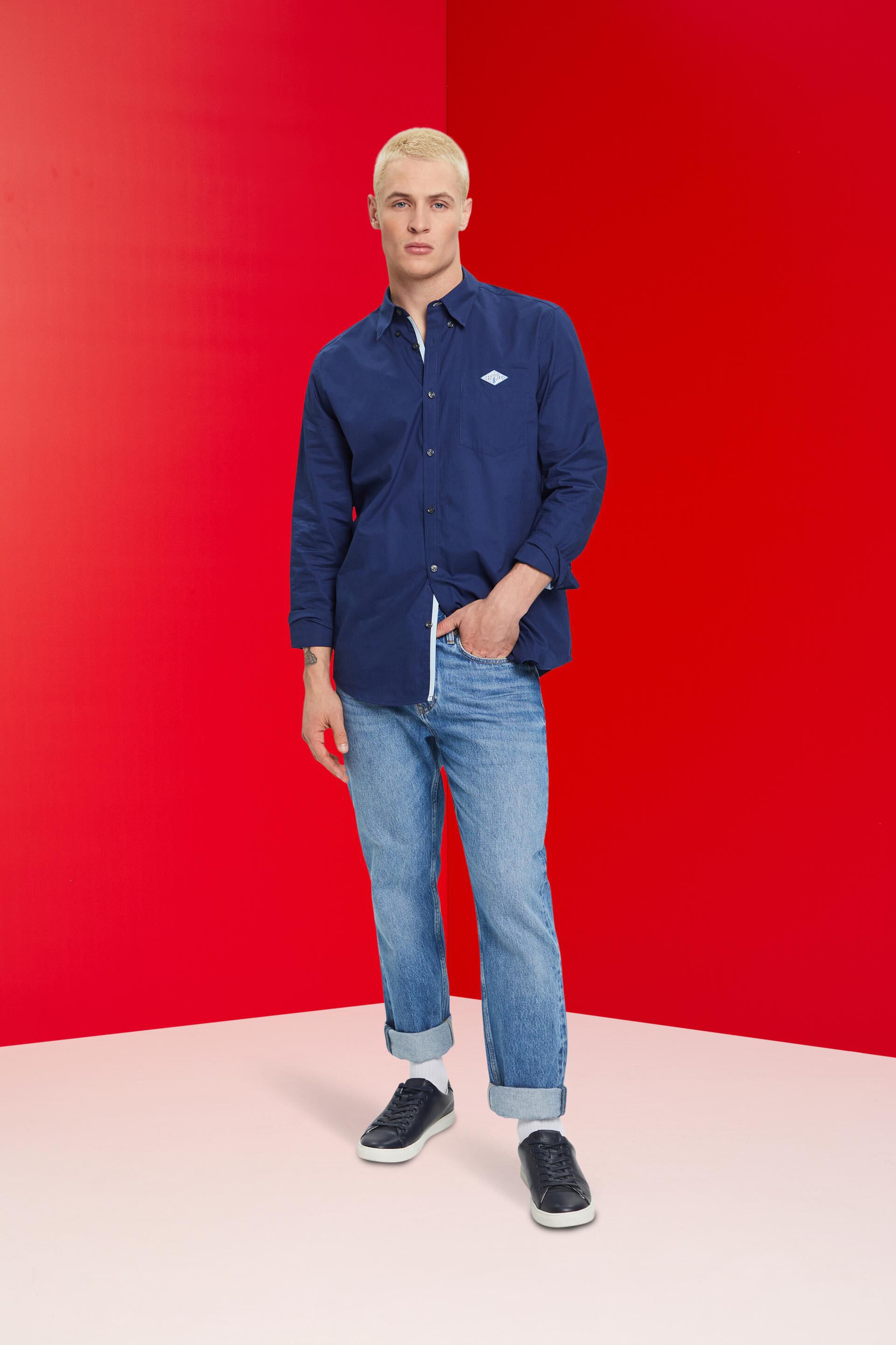 Chemise en coton dotée d'un col à pointes boutonnées