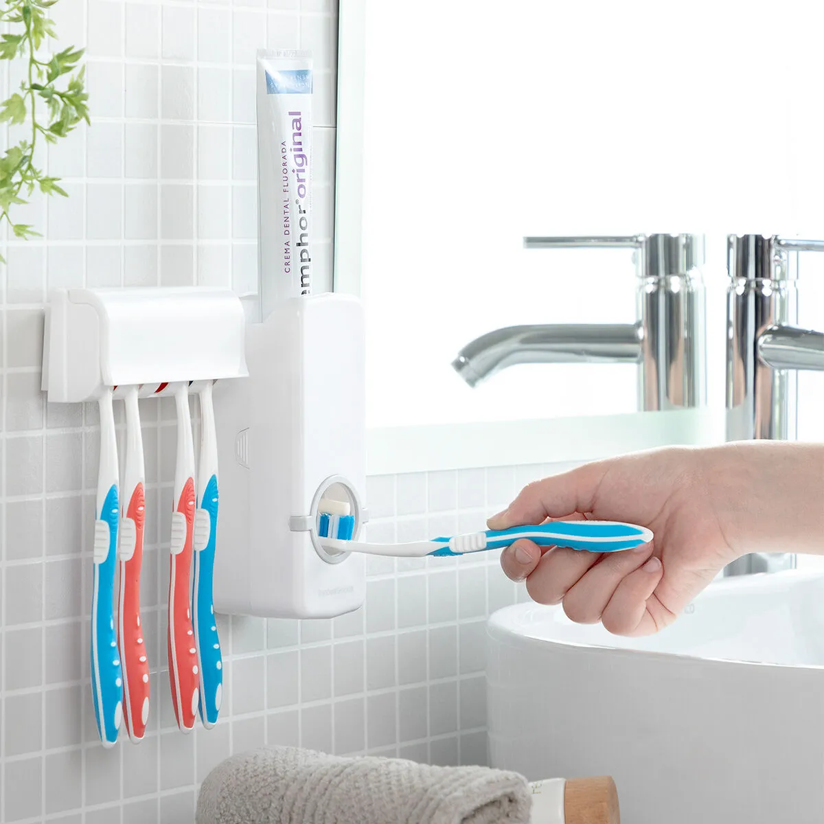 InnovaGoods DistriButeur Dentifrice