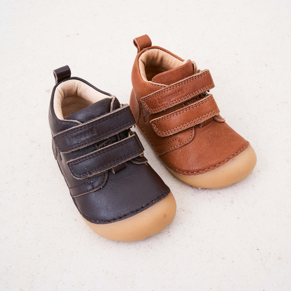 Køb Bisgaard Dark Brown Barefoot Carter