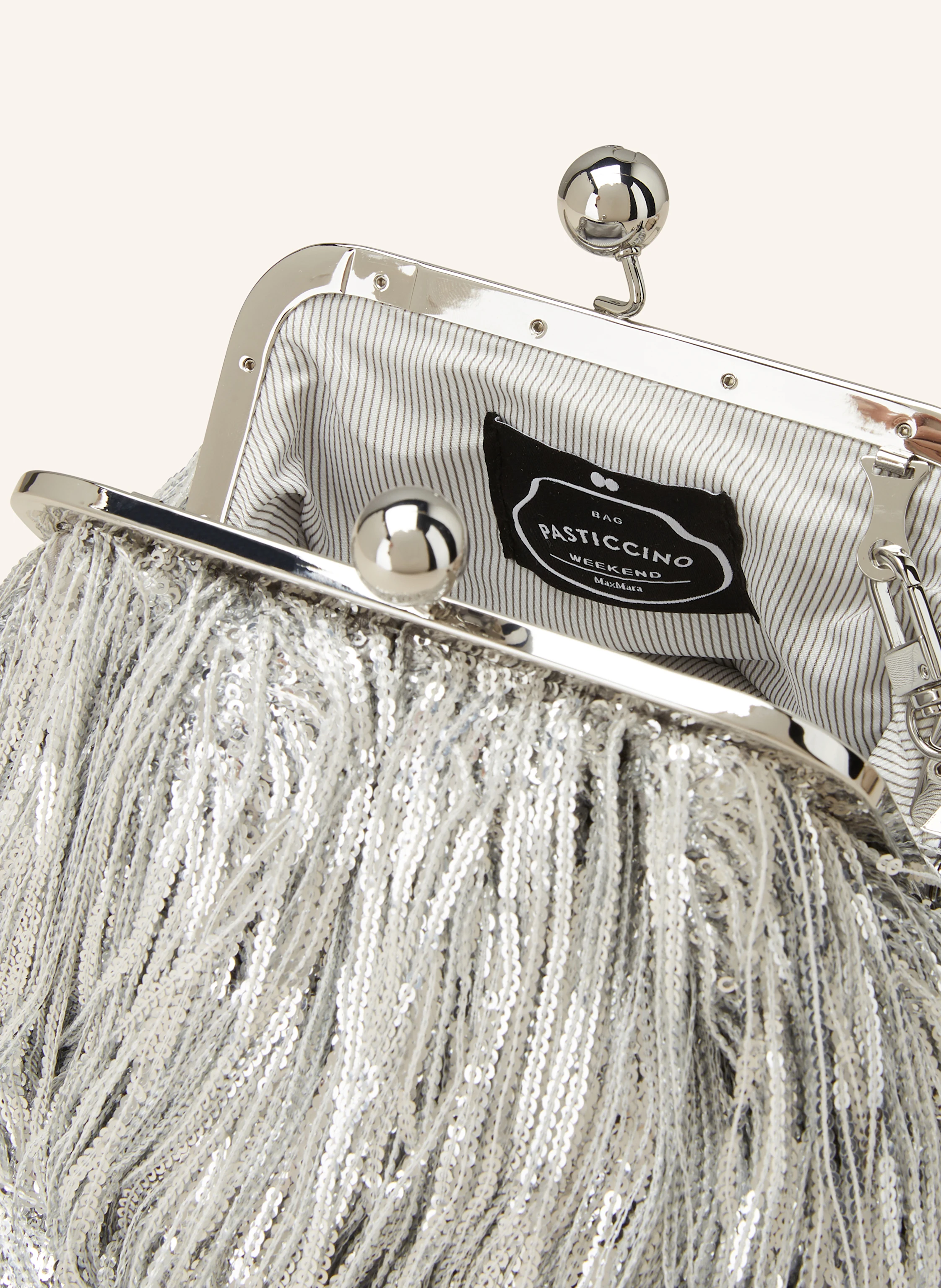 WEEKEND Max Mara Clutch FLOU
