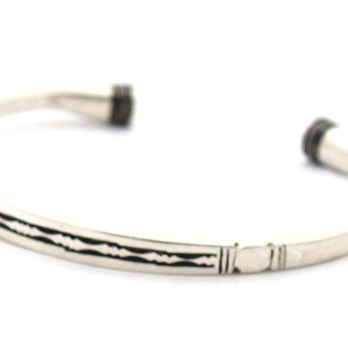Bracelet rigide touareg plat et gravé