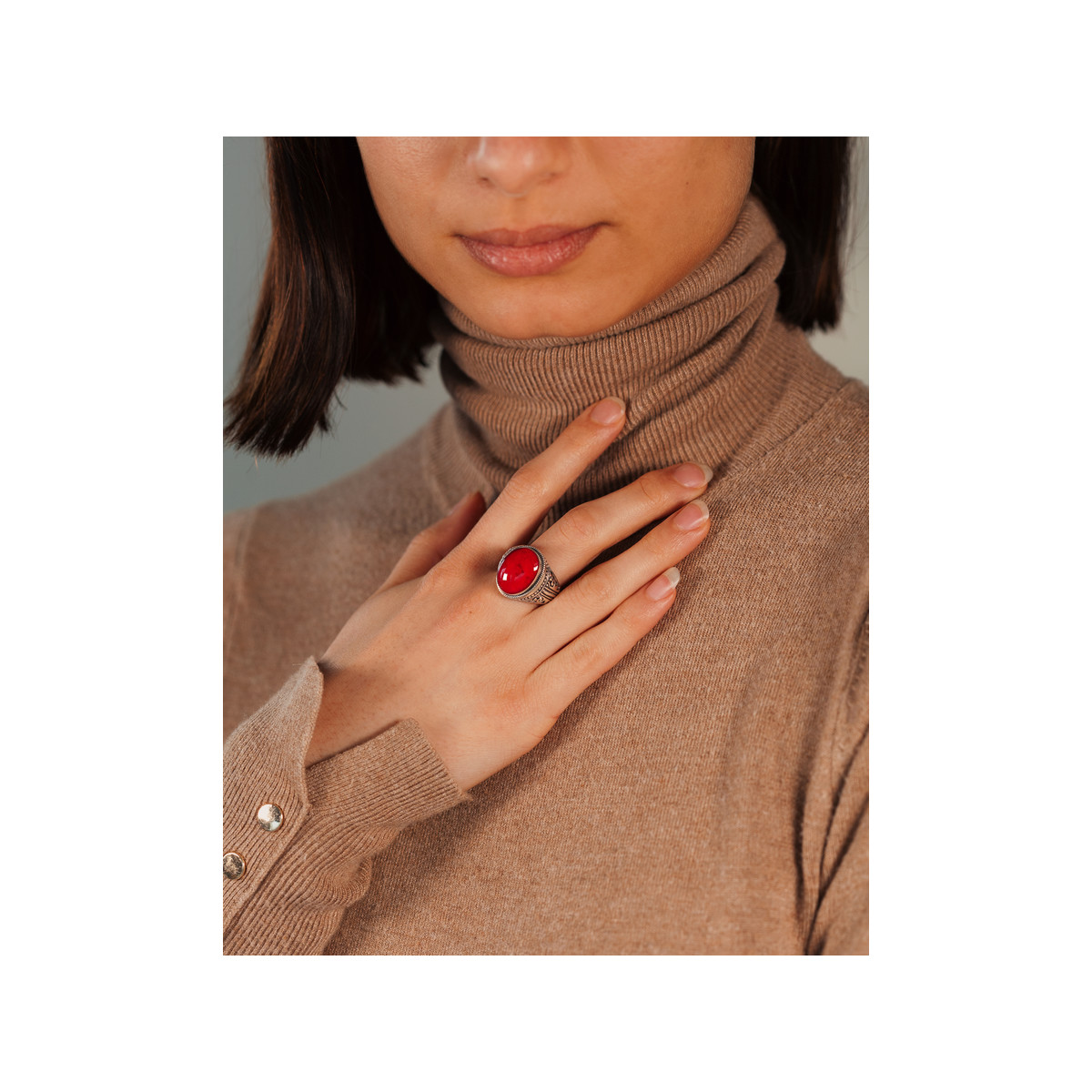 Bague argent 925 vieilli cabochon corail rouge