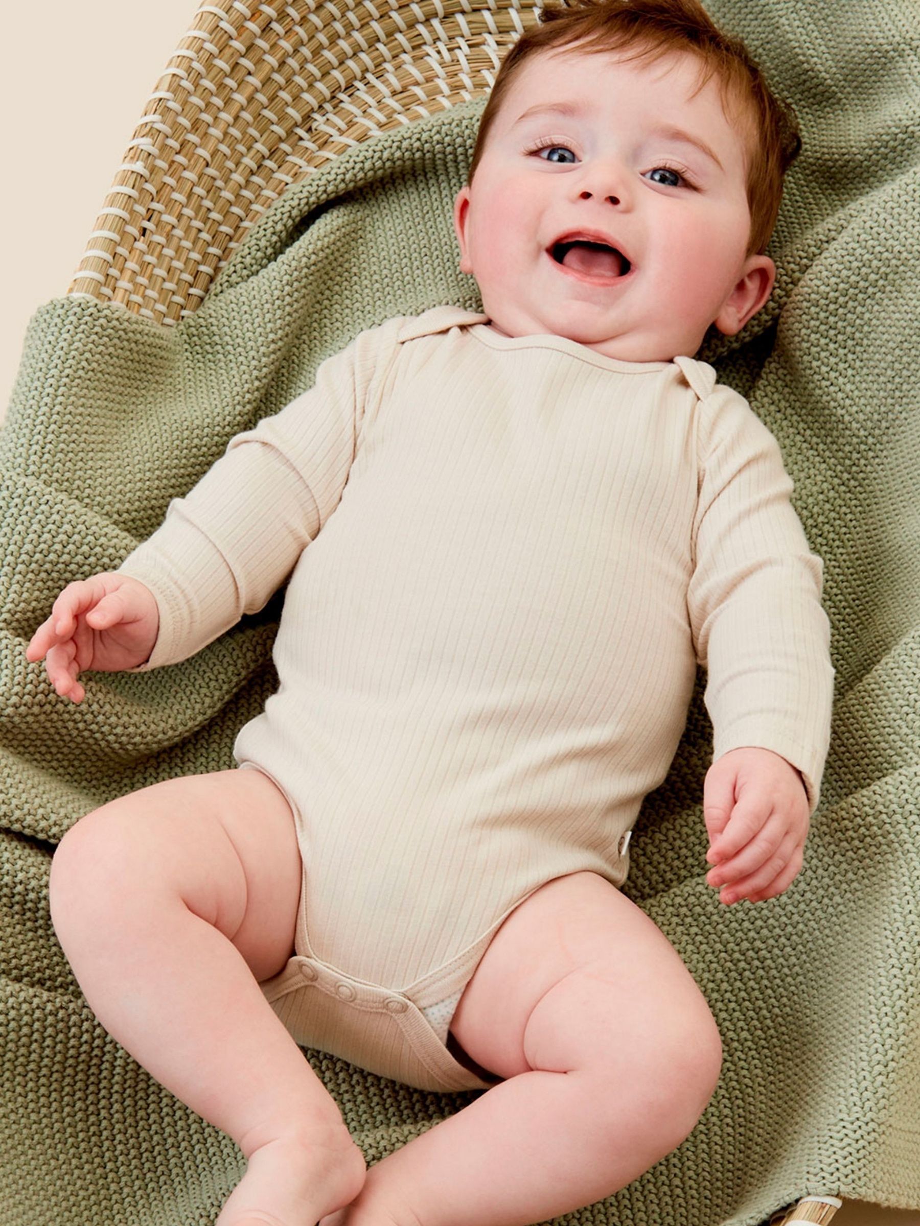 Natuurlijk - MORI Ribbed Stretch Long Sleeve Envelope Neckline Bodysuit