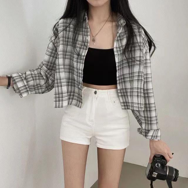 Happo - Geruite crop blouse met lange mouwen en knoopjes