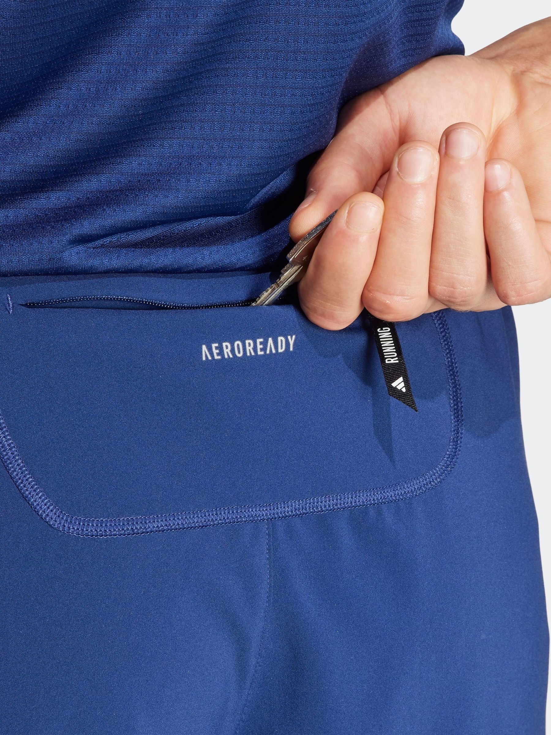 Donkerblauw - adidas Own The Run short