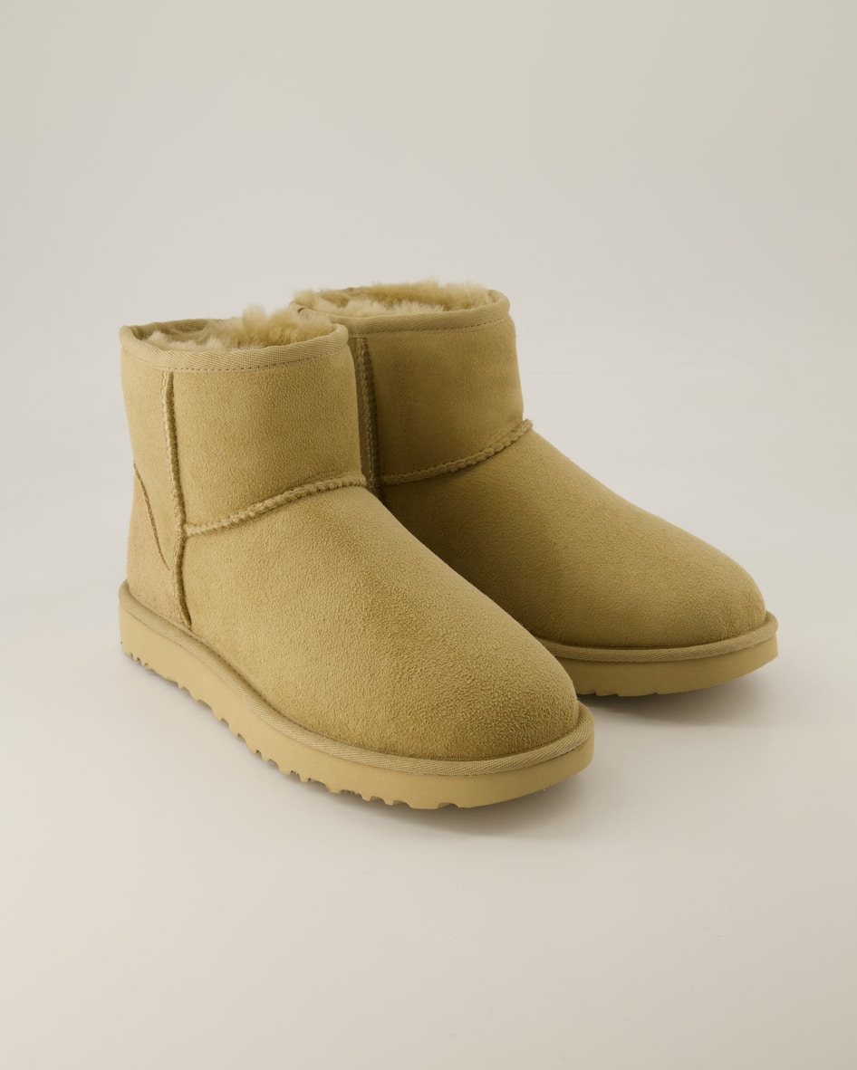 UGG Classic Mini II Winterschuhe in Beige