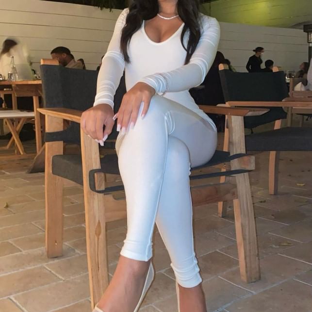 Jeshili - Off-Shoulder Lange Mouwen Effen Jumpsuit