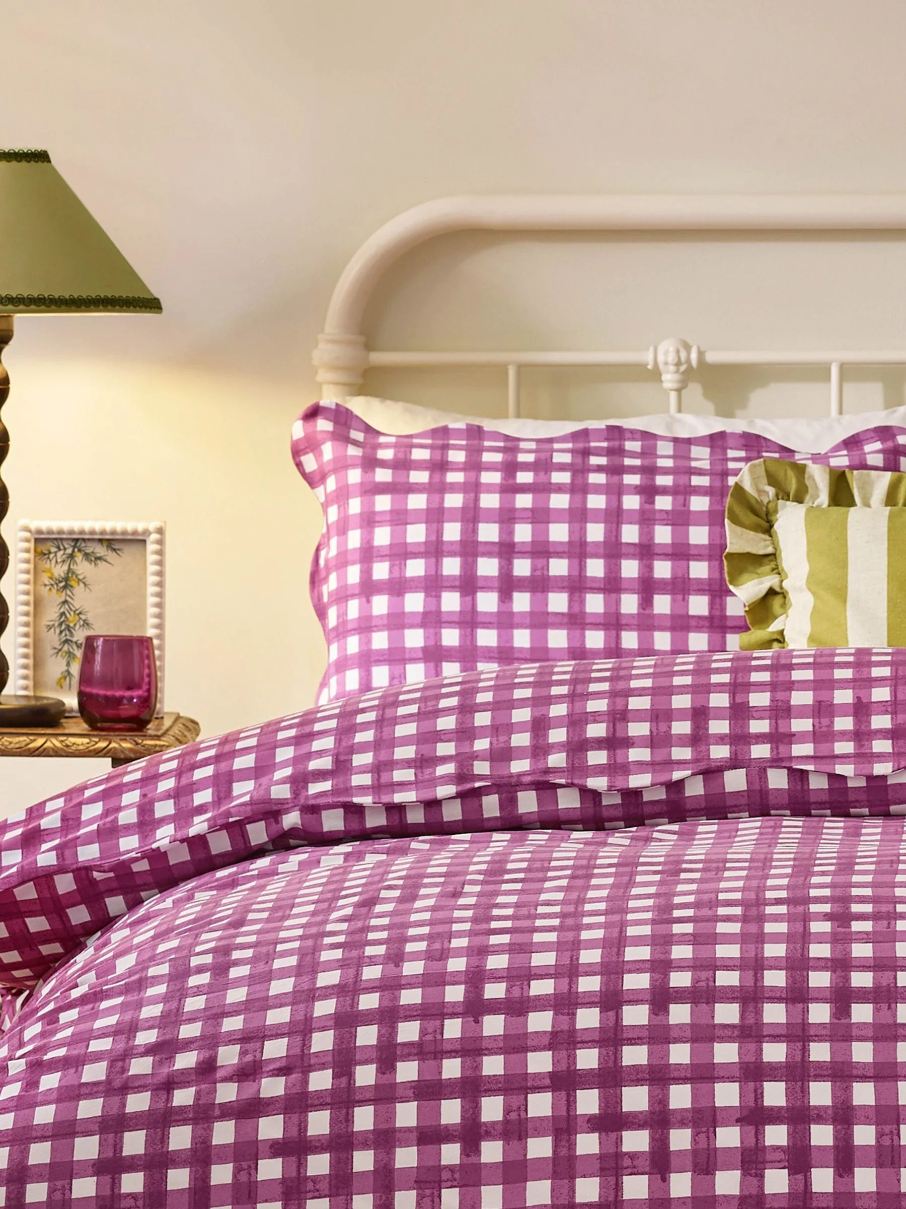 Furn Scalloped Edge Gingham Pillowcase Pair