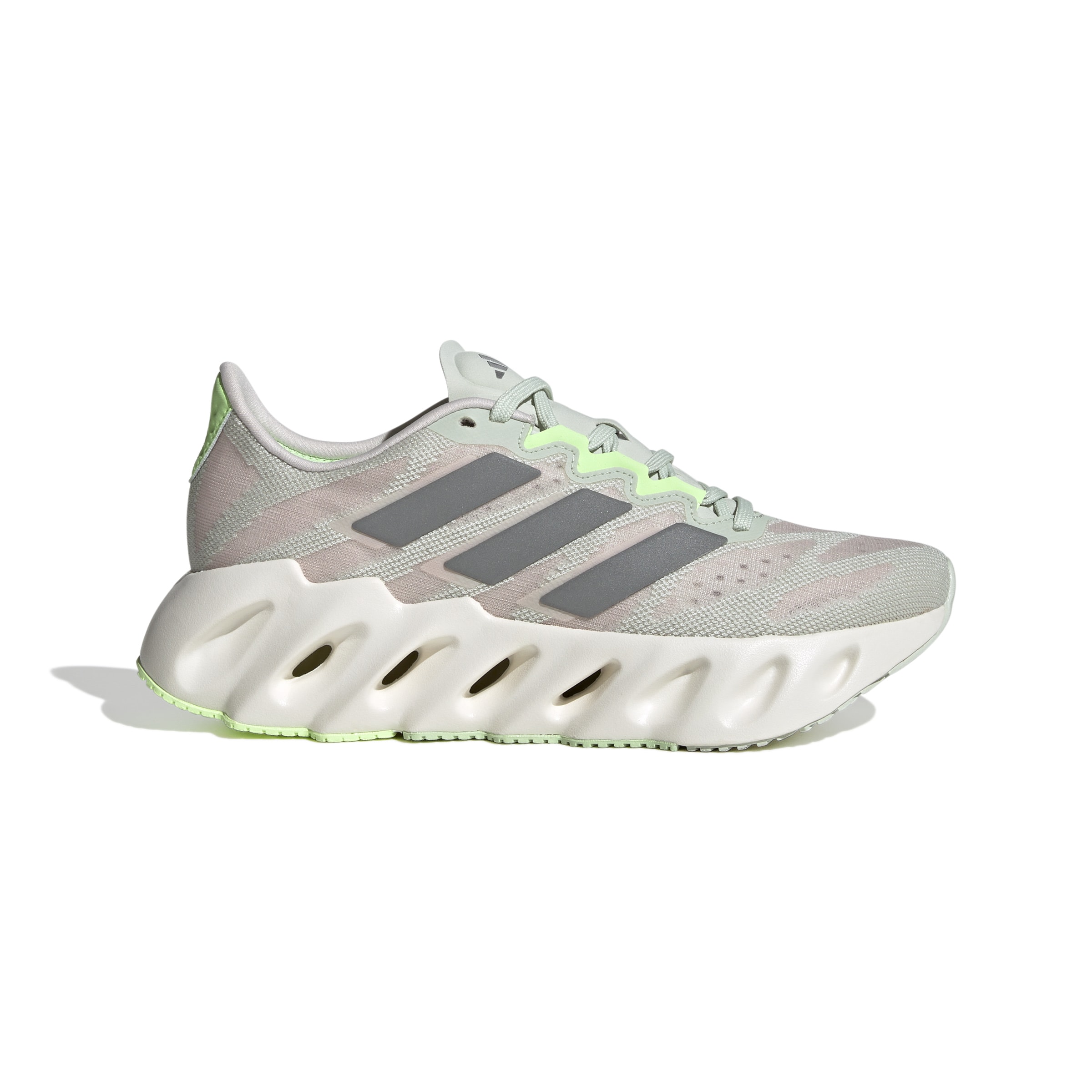 Adidas Switch FWD Runing, Dame<br>Optimalisert fotfeste for alle forhold!