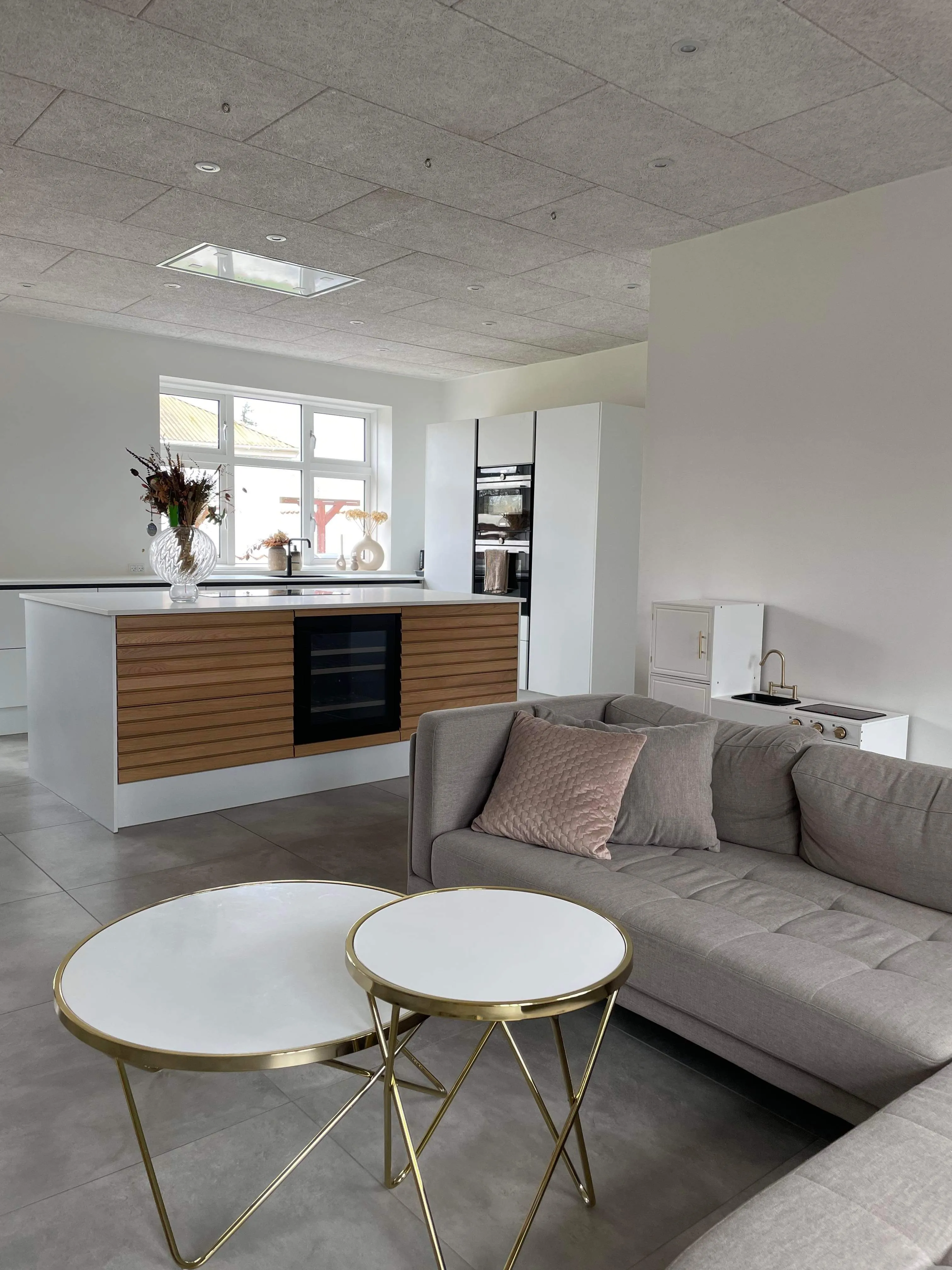 Bijzettafel MERIDIAN Veiligheidsglas Goud