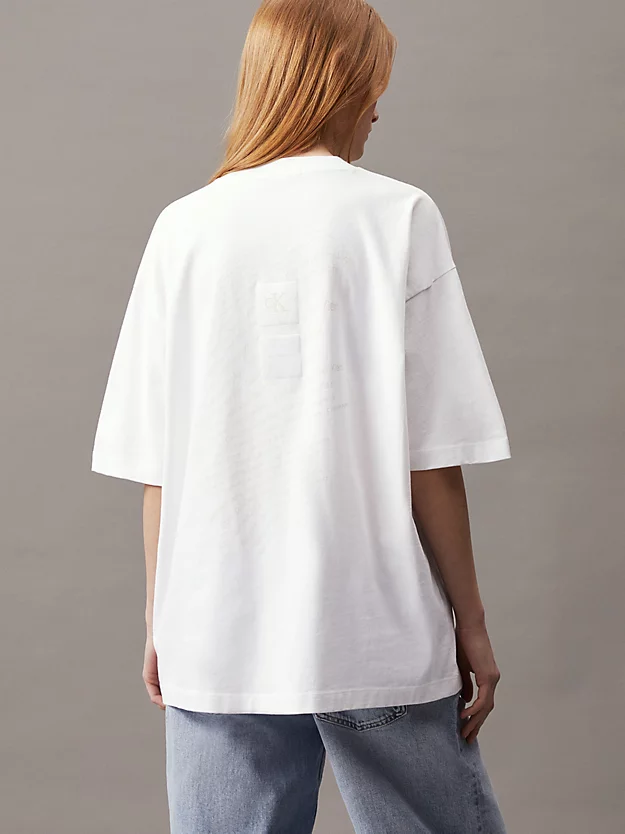 Camiseta Boyfriend com estampa nas costas