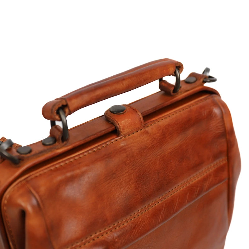 Bear Design Dokterstasje - Rugtas Shelly Cognac