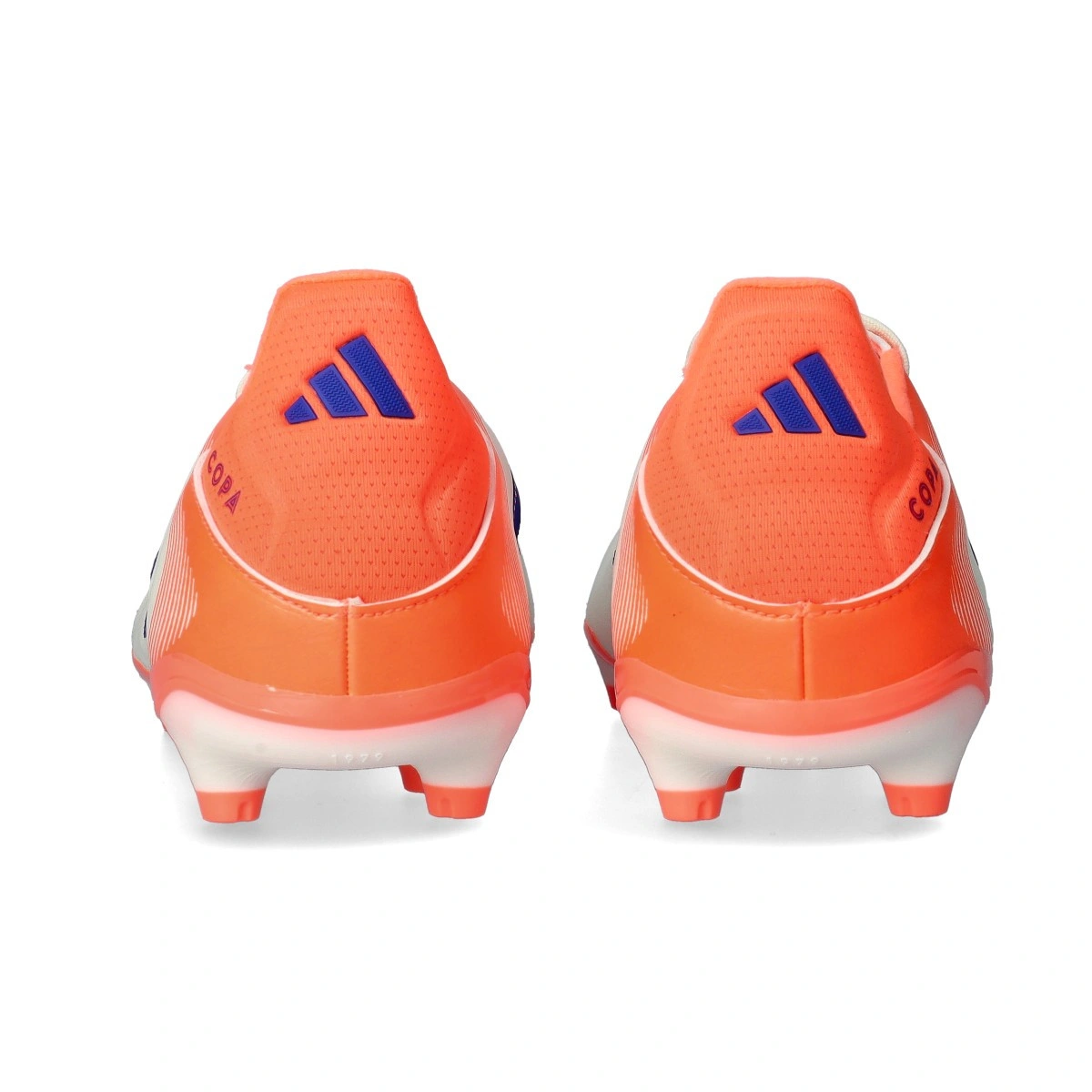 Chuteira adidas Copa Pure III League FG/MG