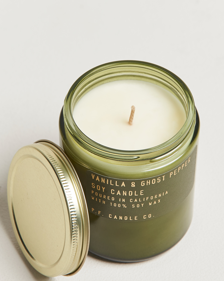 P.F. Candle Co. Soy Candle No. 18 Vanilla & Ghost Pepper 204g