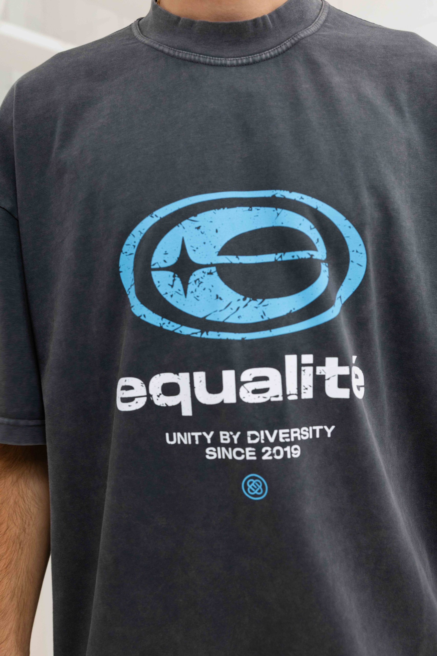 Equalité Elan Boxy T-Shirt Heren Donkergrijs