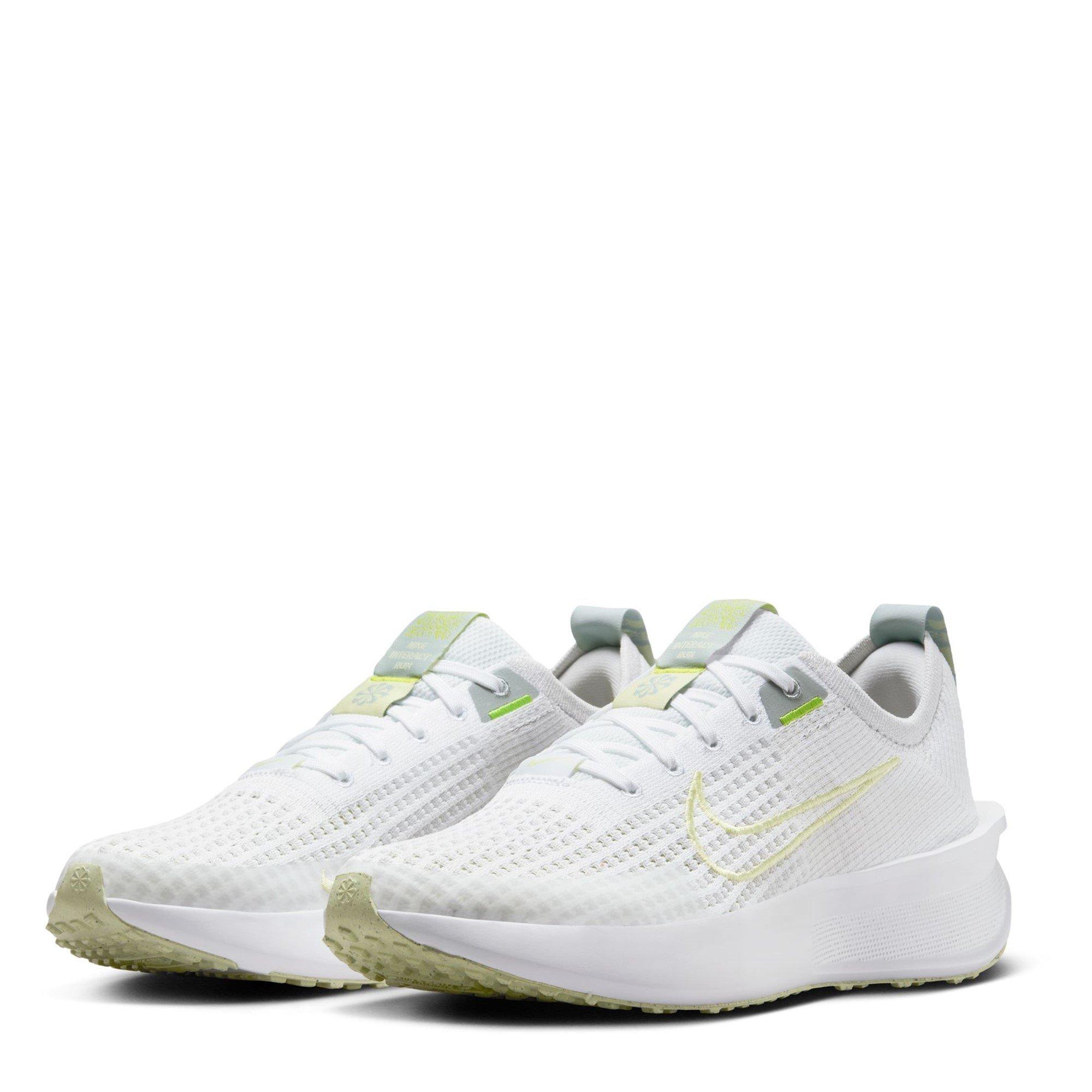 Nike Interact Run Womens Running Shoes
