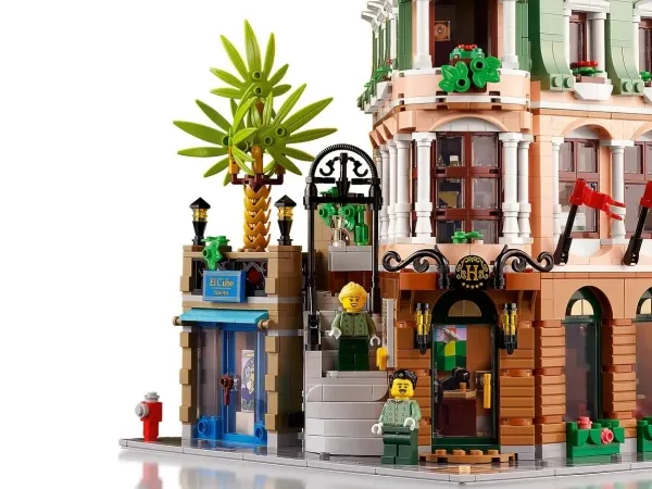 LEGO Icons 10297 Hyggeligt hotel