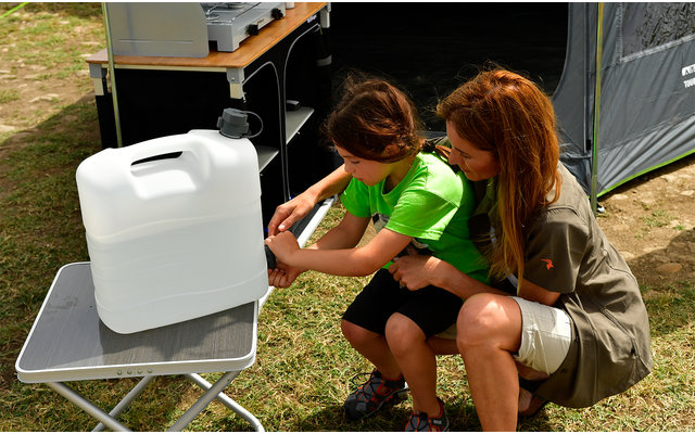 Pressol Wasserkanister mit  flexiblem Auslauf