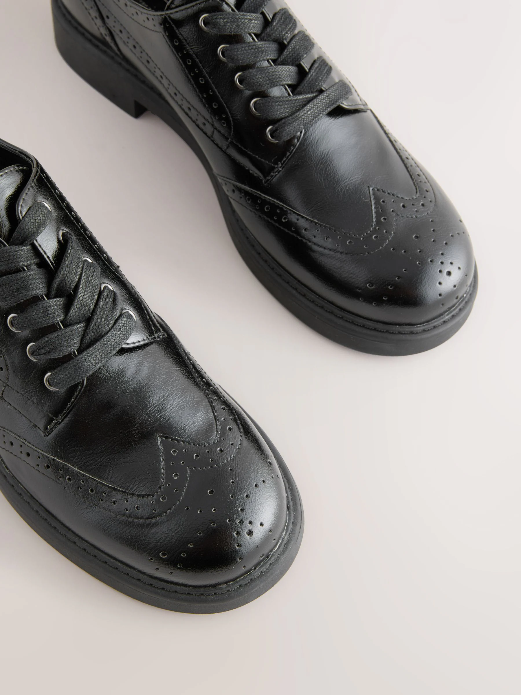 Zwart - Forever Comfort® Chunky Brogue Lace Up Shoes