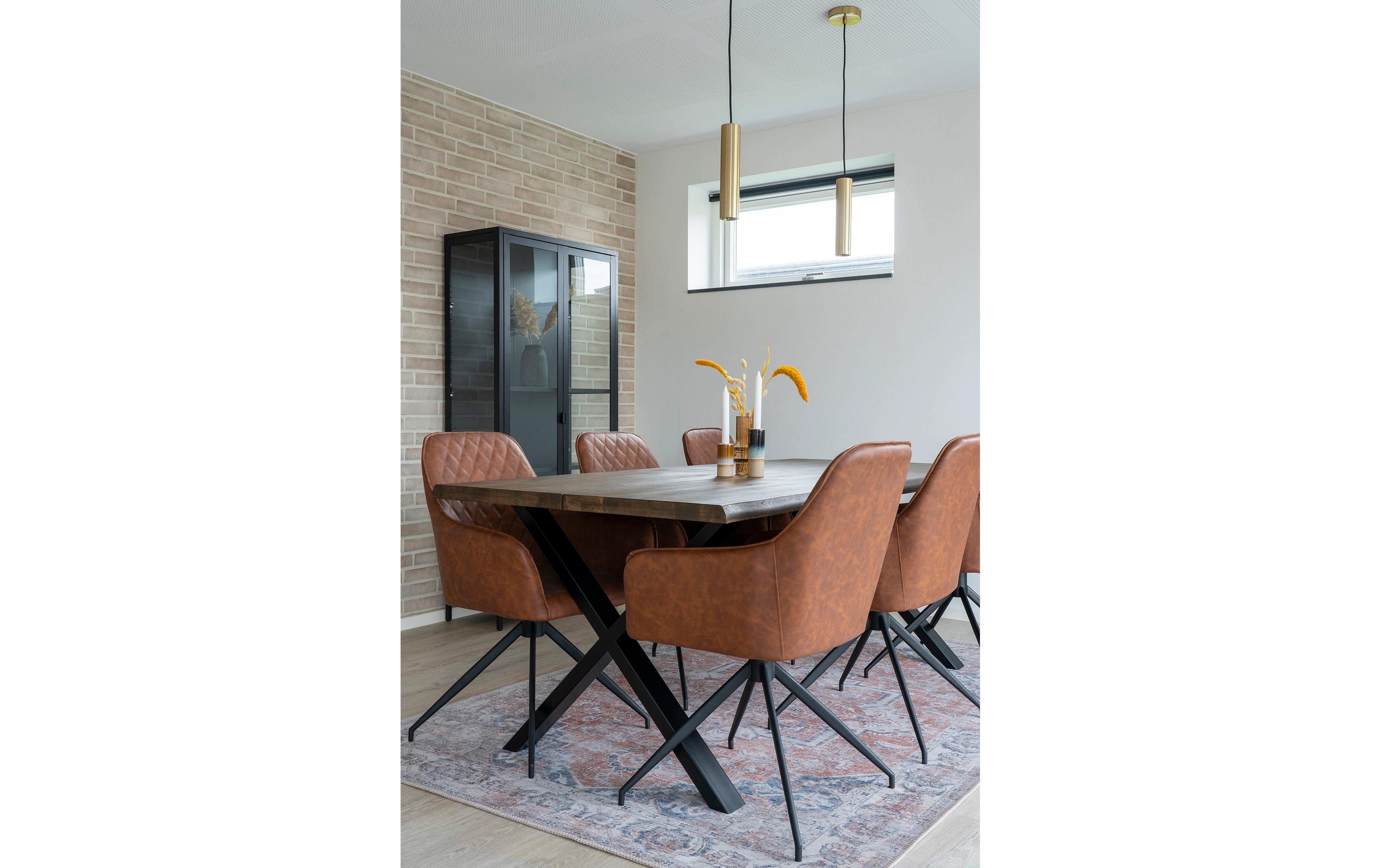 Stuhl Harbo 62 x 56 x 89, Braun/Schwarz, 1 Stück<br>Esszimmerstuhl mit Armlehnen und mit Drehgelenk