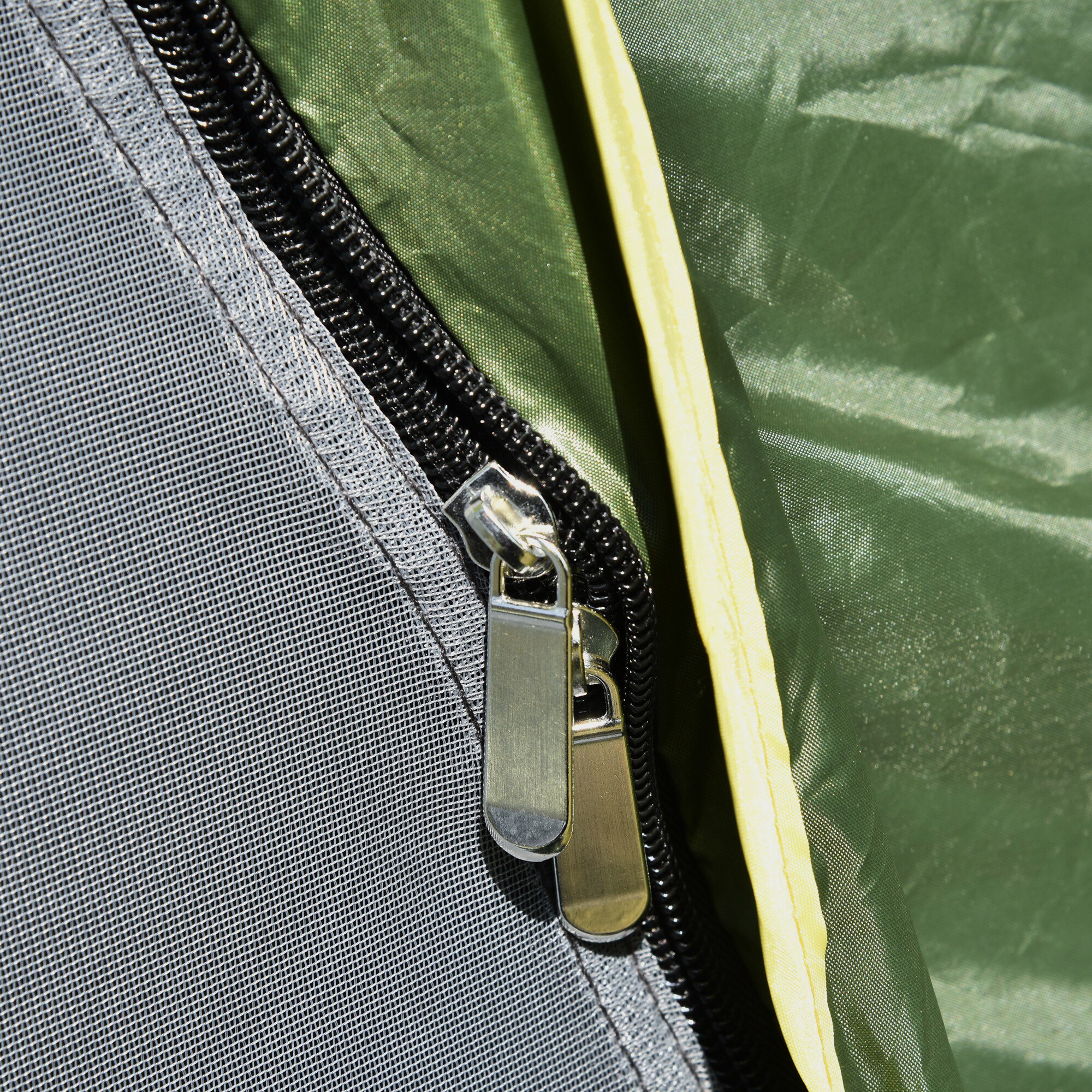 Outsunny Quick-Up-Zelt für 2 Personen + 1 Kind dunkelgrün 210 x 210 x 140 cm (LxBxH)