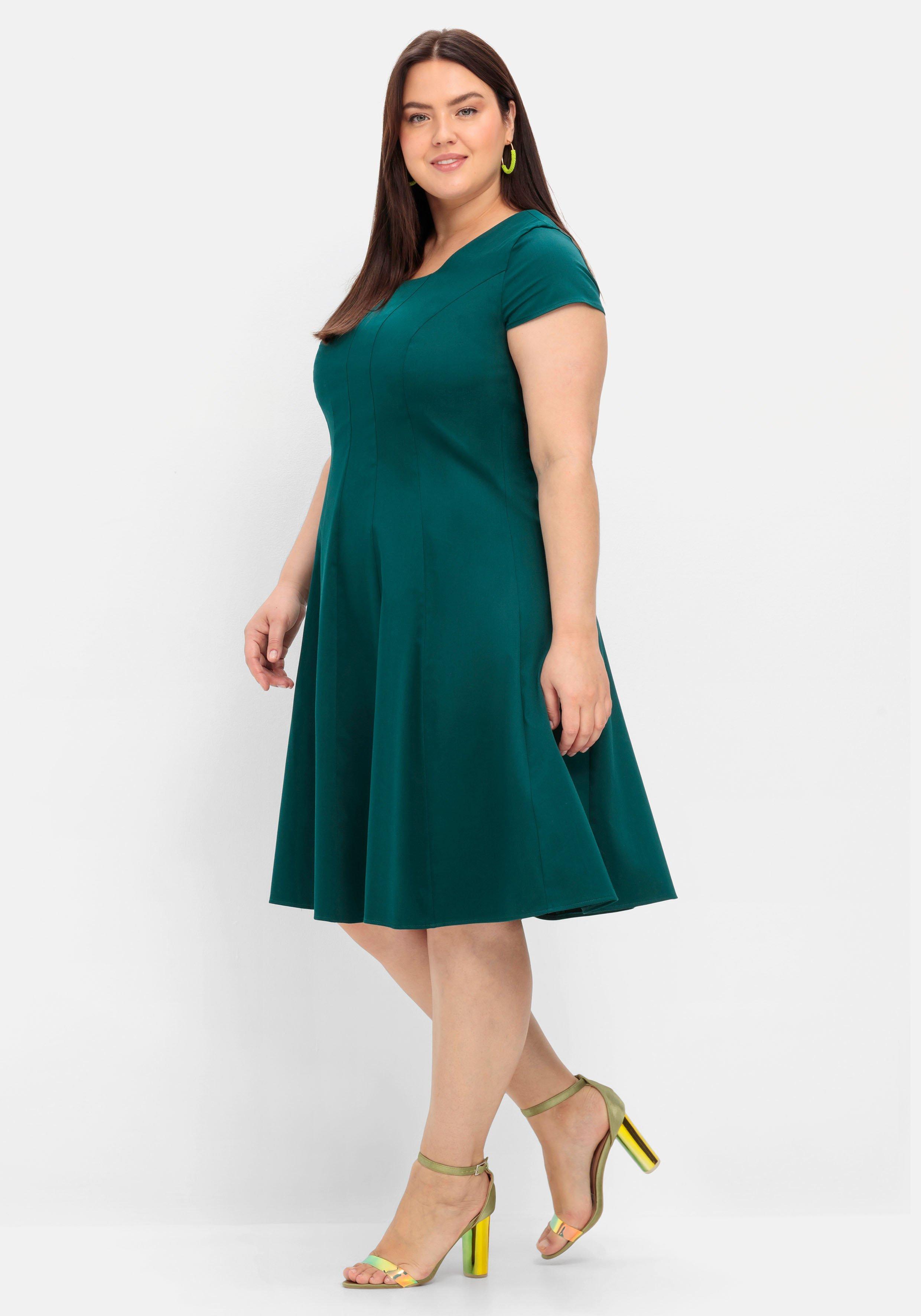 Cocktailkleid in A-Linie, in Bahnenform
