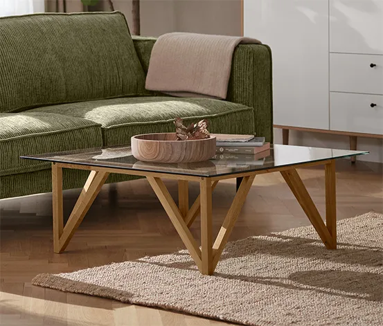 Couchtisch mit Glasplatte