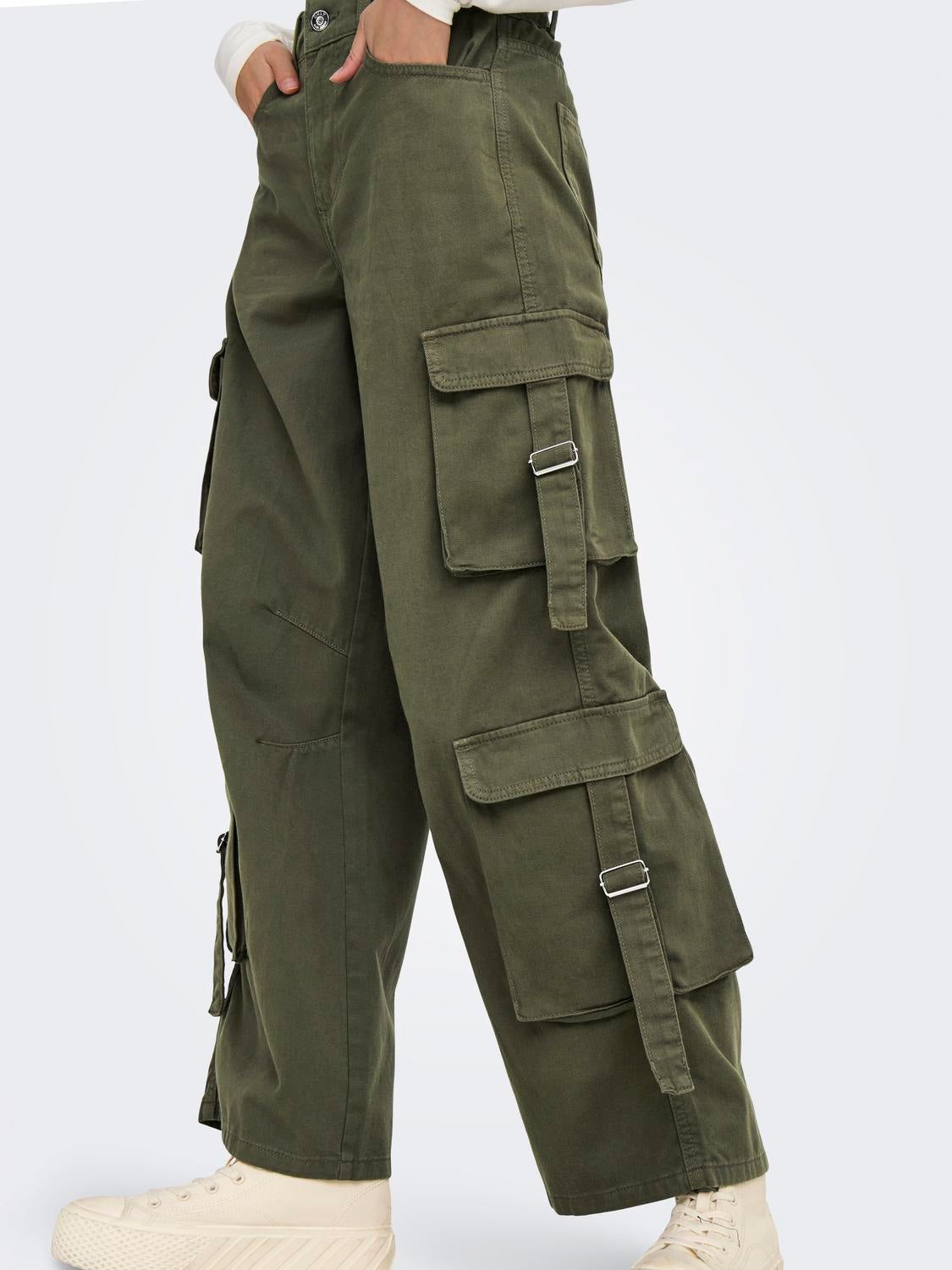 ONLMALFY Mittlere Taille Weiter Beinschnitt Cargo-Hose Kalamata