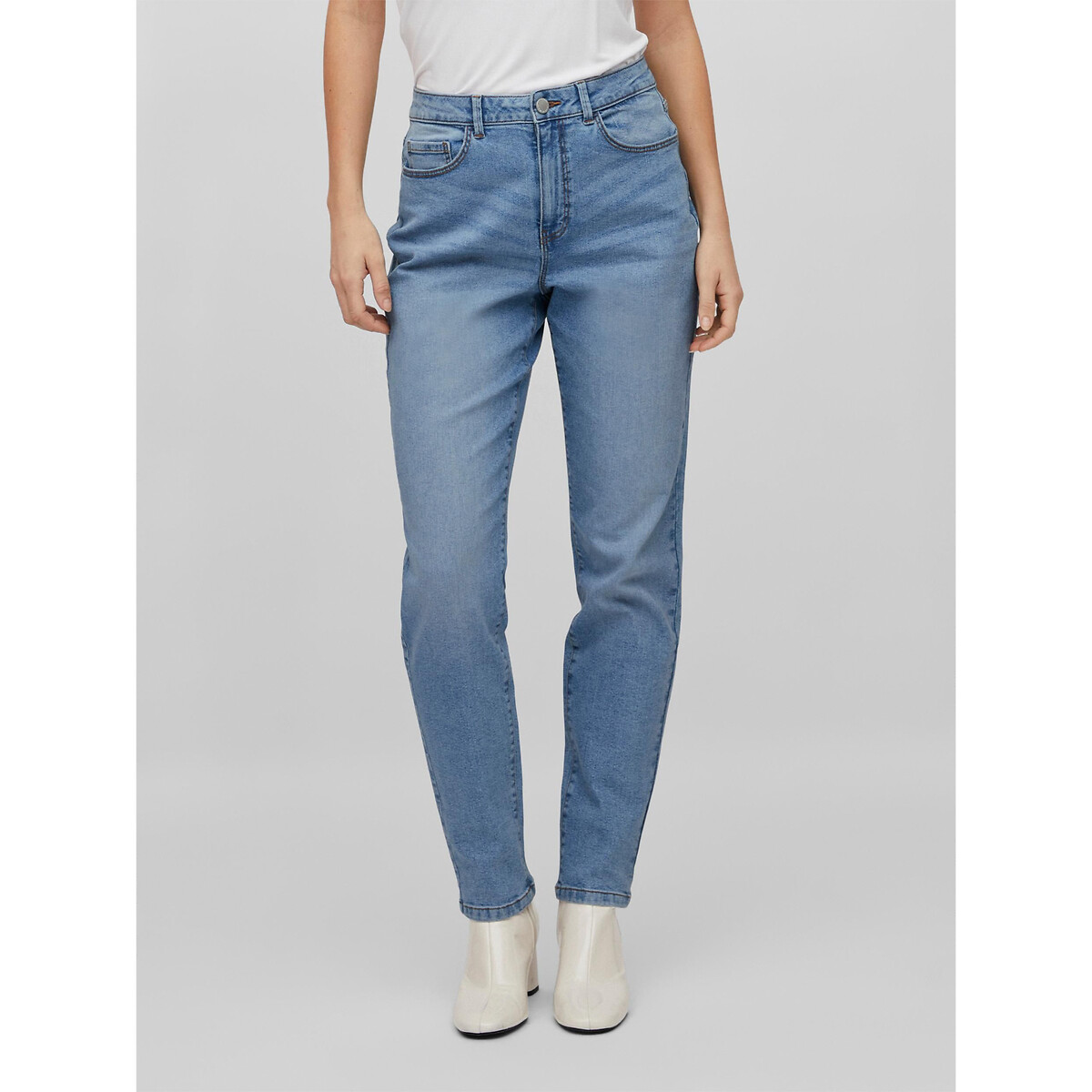 VILA<br>Calça jeans estilo 