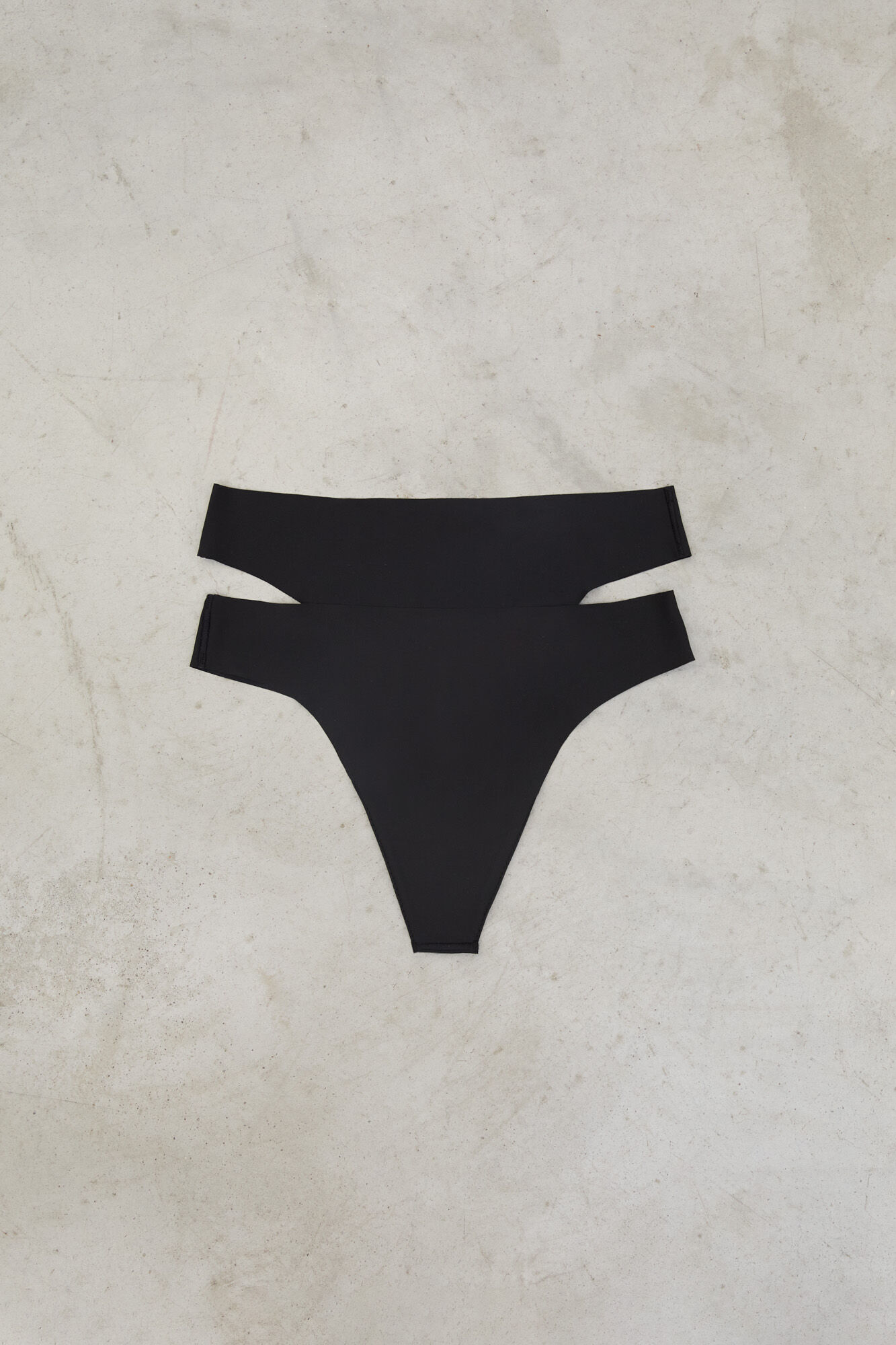 Pacote com 2 tangas pretas - preto