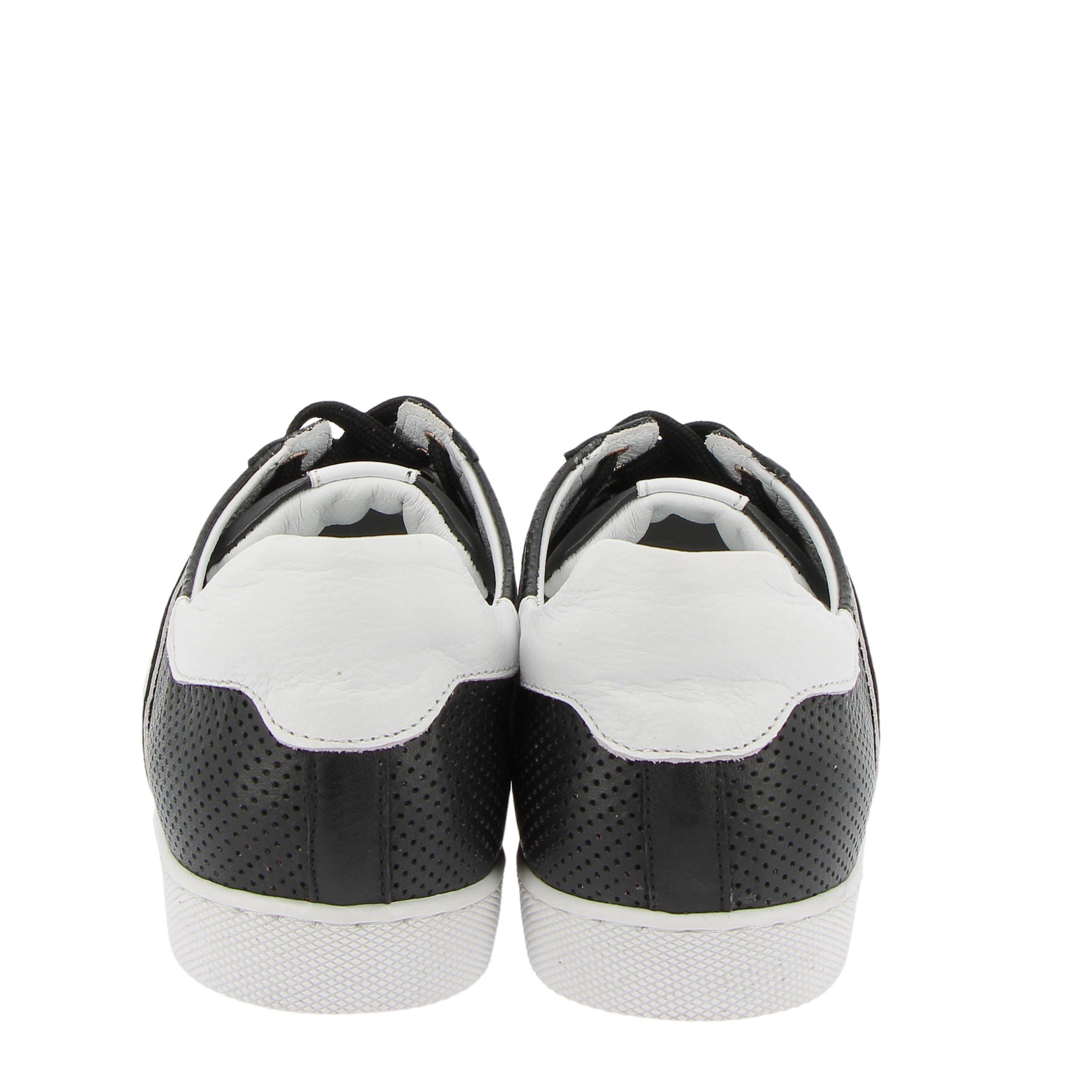 Sneakers mit Kontrastdetails und Wechselfußbett