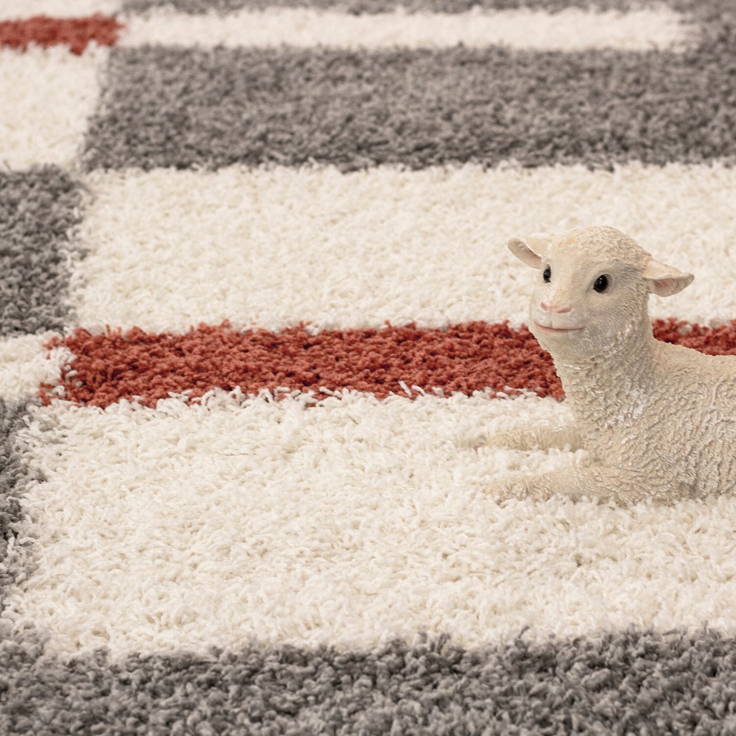 Designer Hochflor Teppich mit Karo- und Linienmuster, Flauschiger Langflor