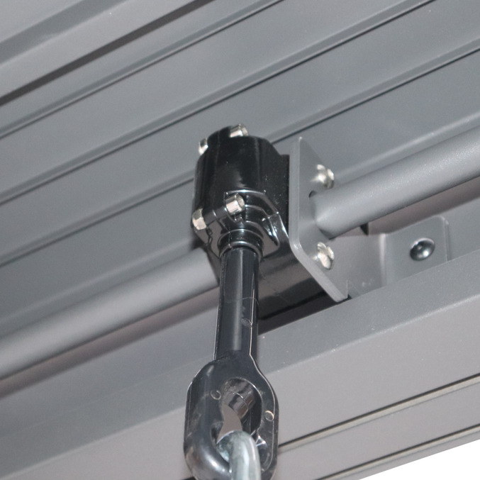 Ensemble pergola bioclimatique EVONIS avec 4 stores côtés longs