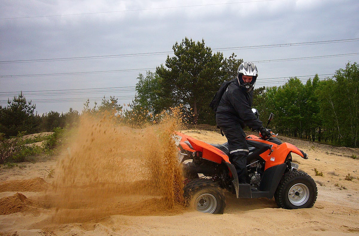 On- & Offroad- Kleine Abenteuer Quadtour Weißwasser