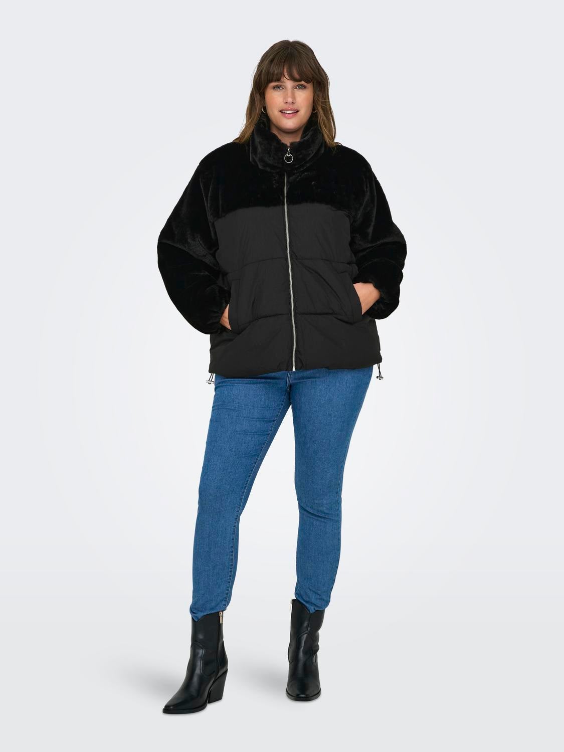 CARWANJA Daunenjacke Black
