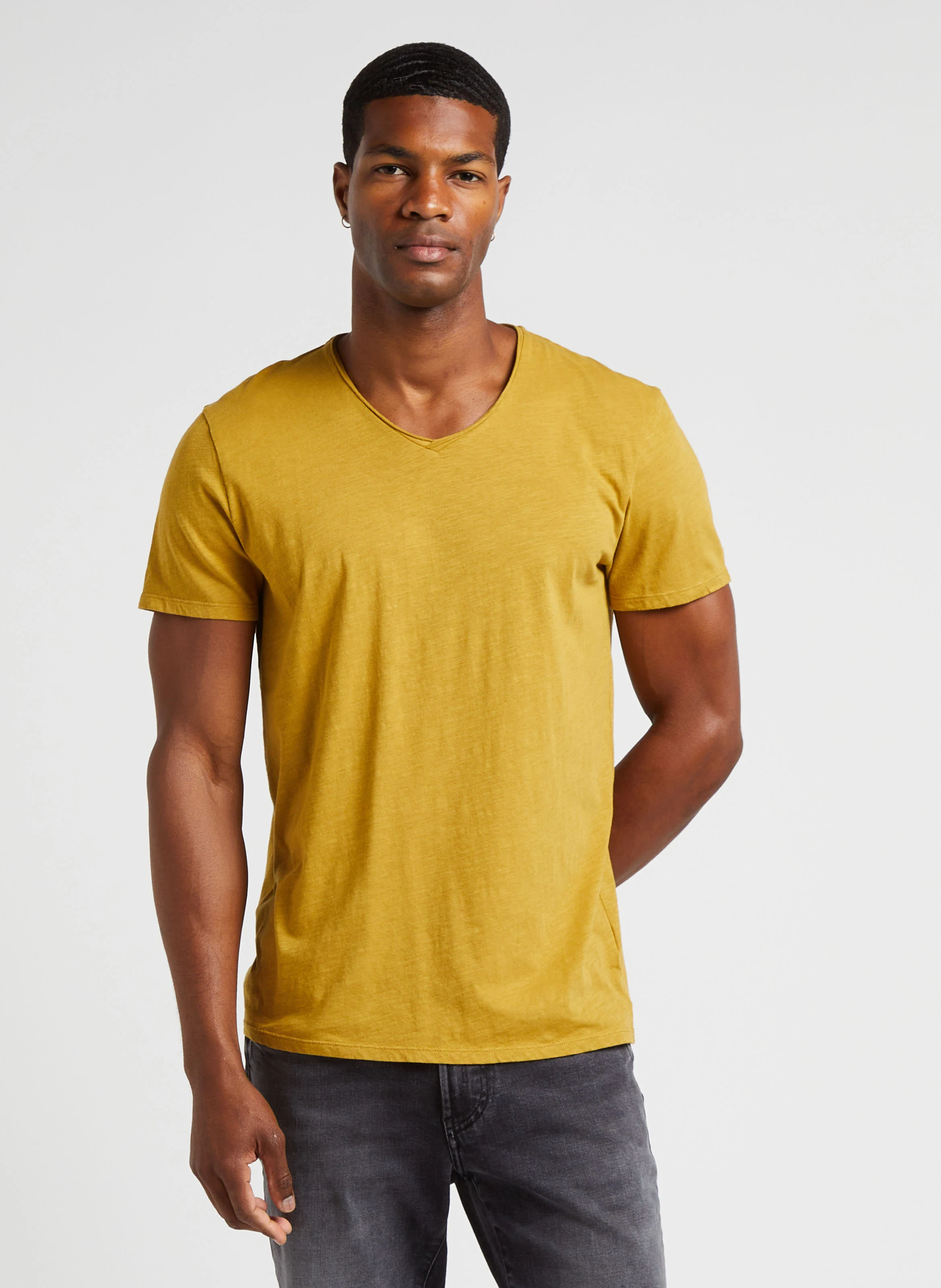 Tee-shirt col V en coton flammé| Jaune