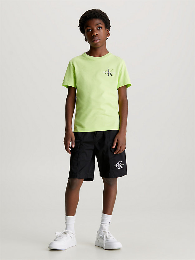Camiseta com monograma