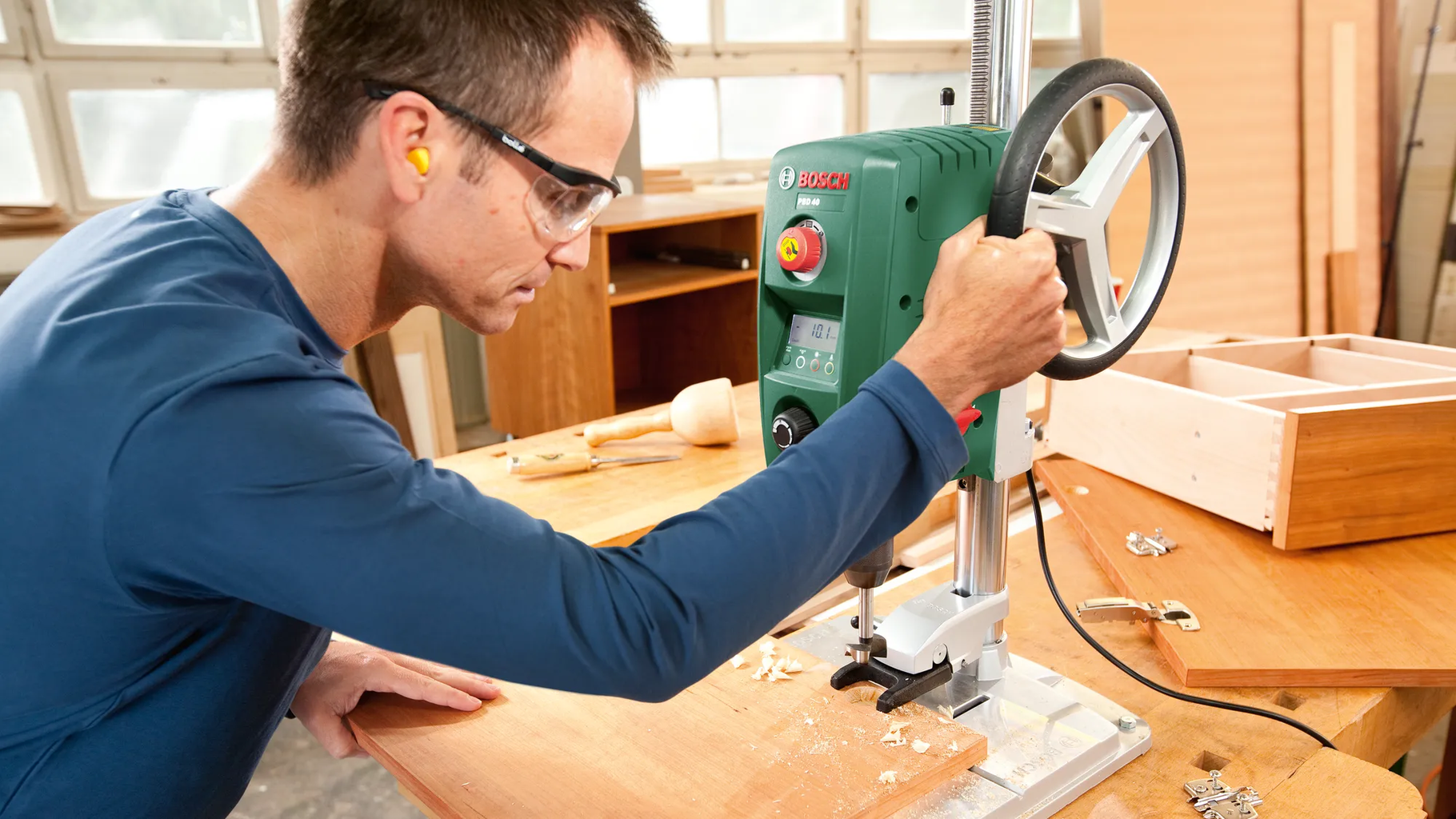 Bosch Home & Garden  Tischbohrmaschine PBD 40    Leistungsstarke Tischbohrmaschine für höchste Ansprüche