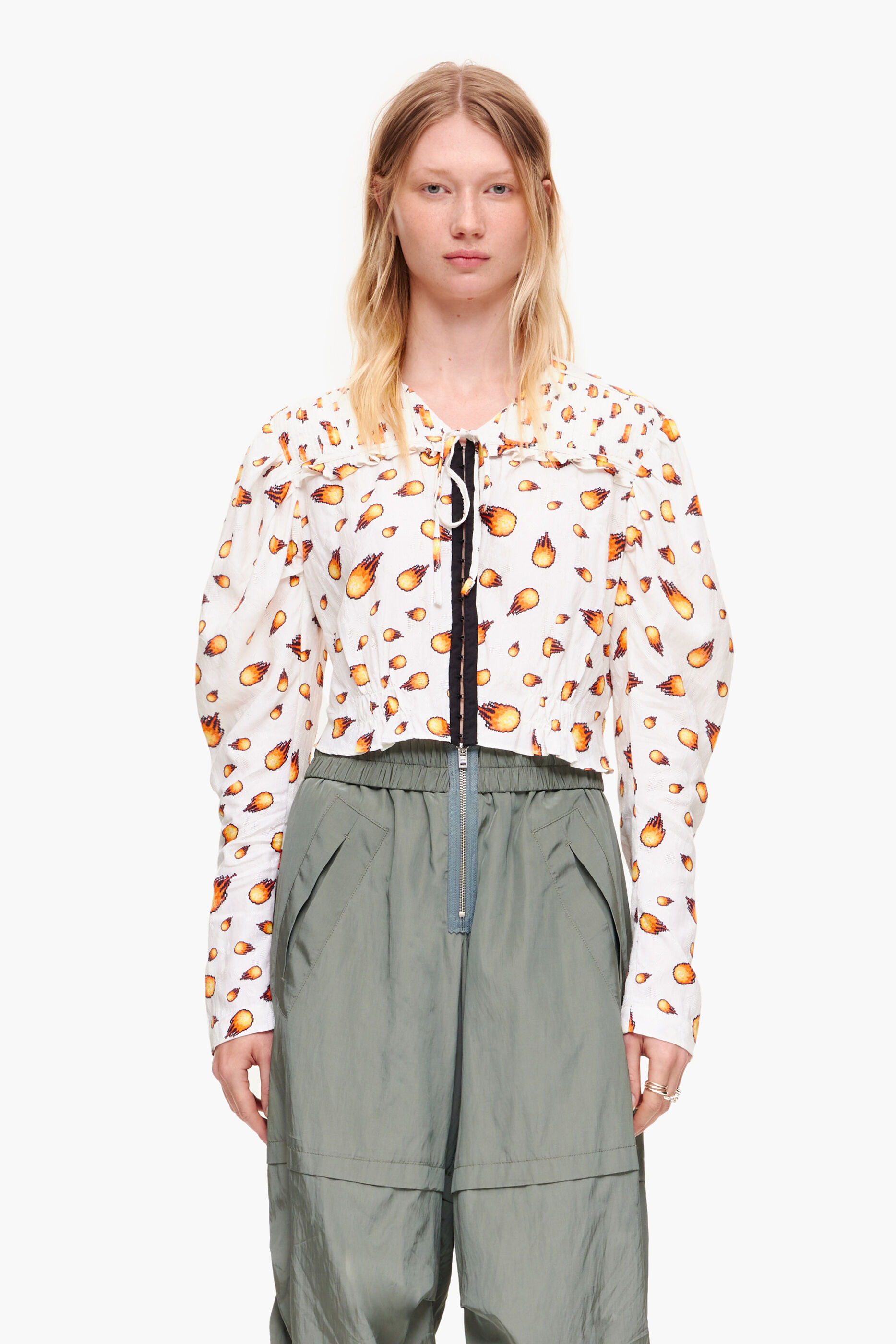 Blusa cropped cor marfim fogo