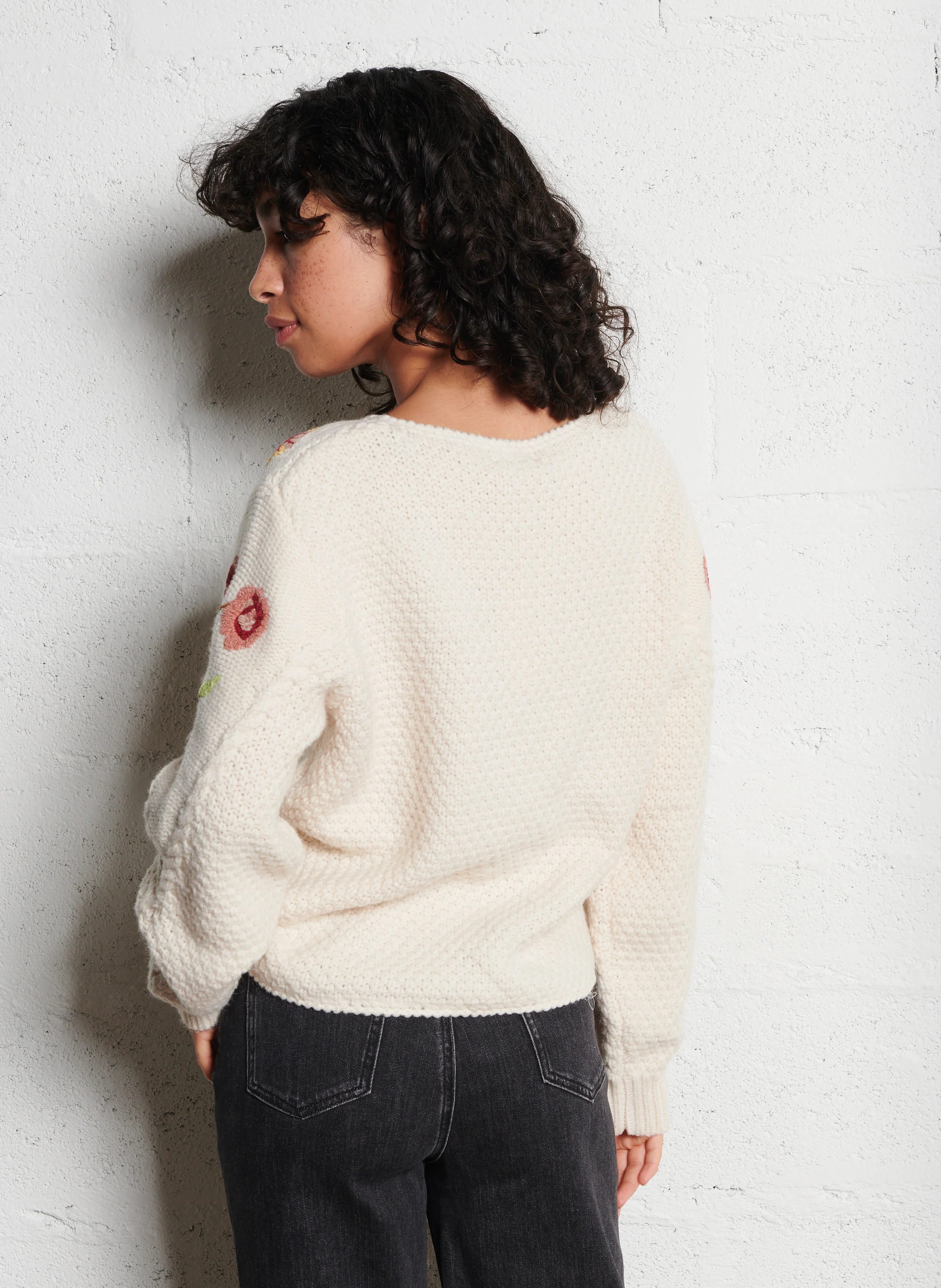 ACAI - Pull col rondà motif floral | Beige