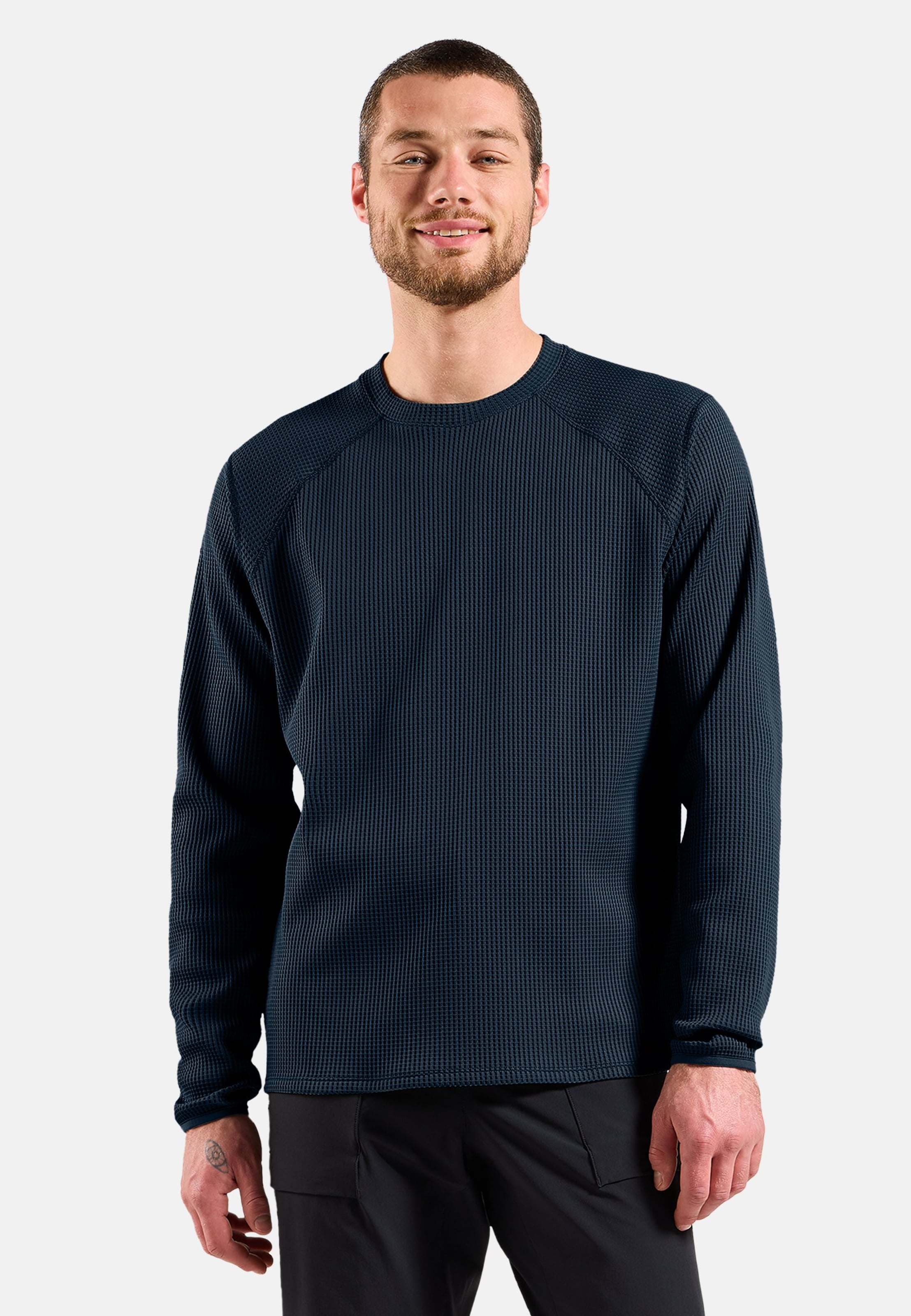 Cubic Multisport Mid Layer mit Rundhalsausschnitt in dark sapphire