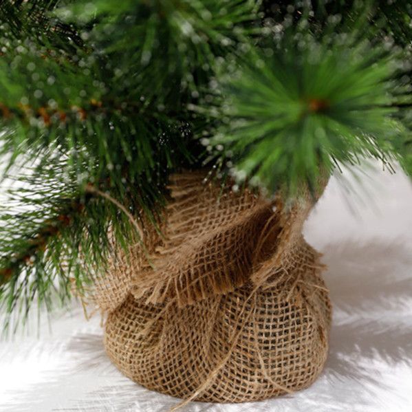 Glendon - Kunstkerstboom - Zwart - 45 cm - 10 Lampjes - 26 Tips