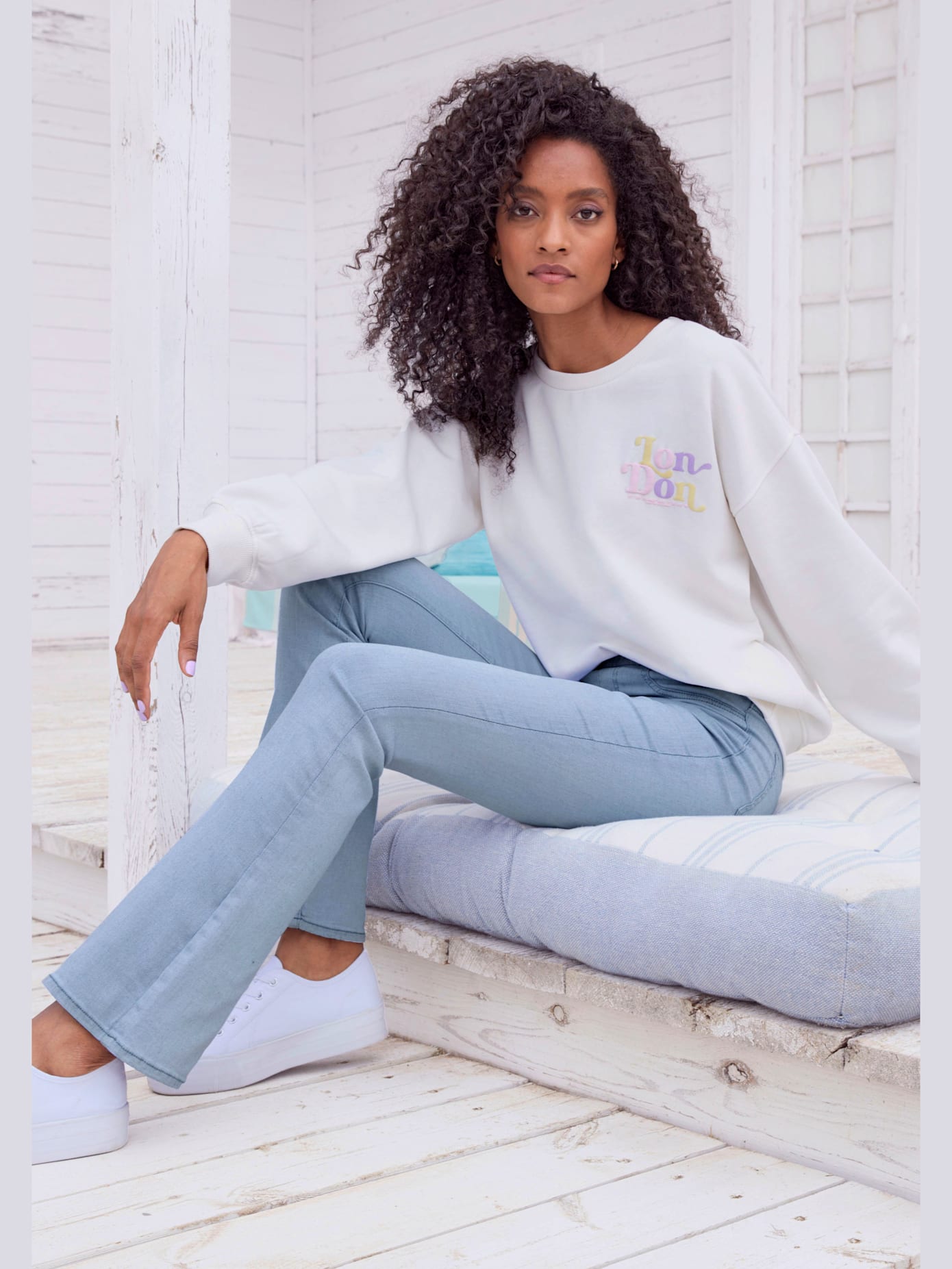 Jegging avec jambes évasées