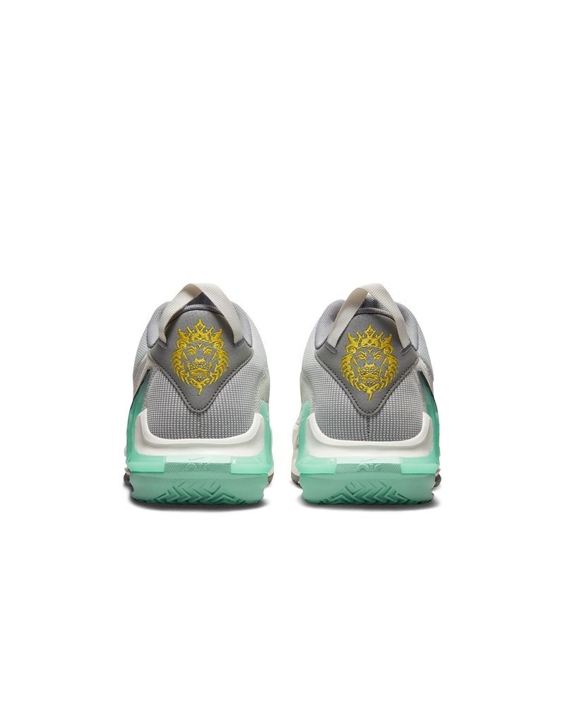 Chaussures de basket Nike LeBron Witness 7 Gris pour homme