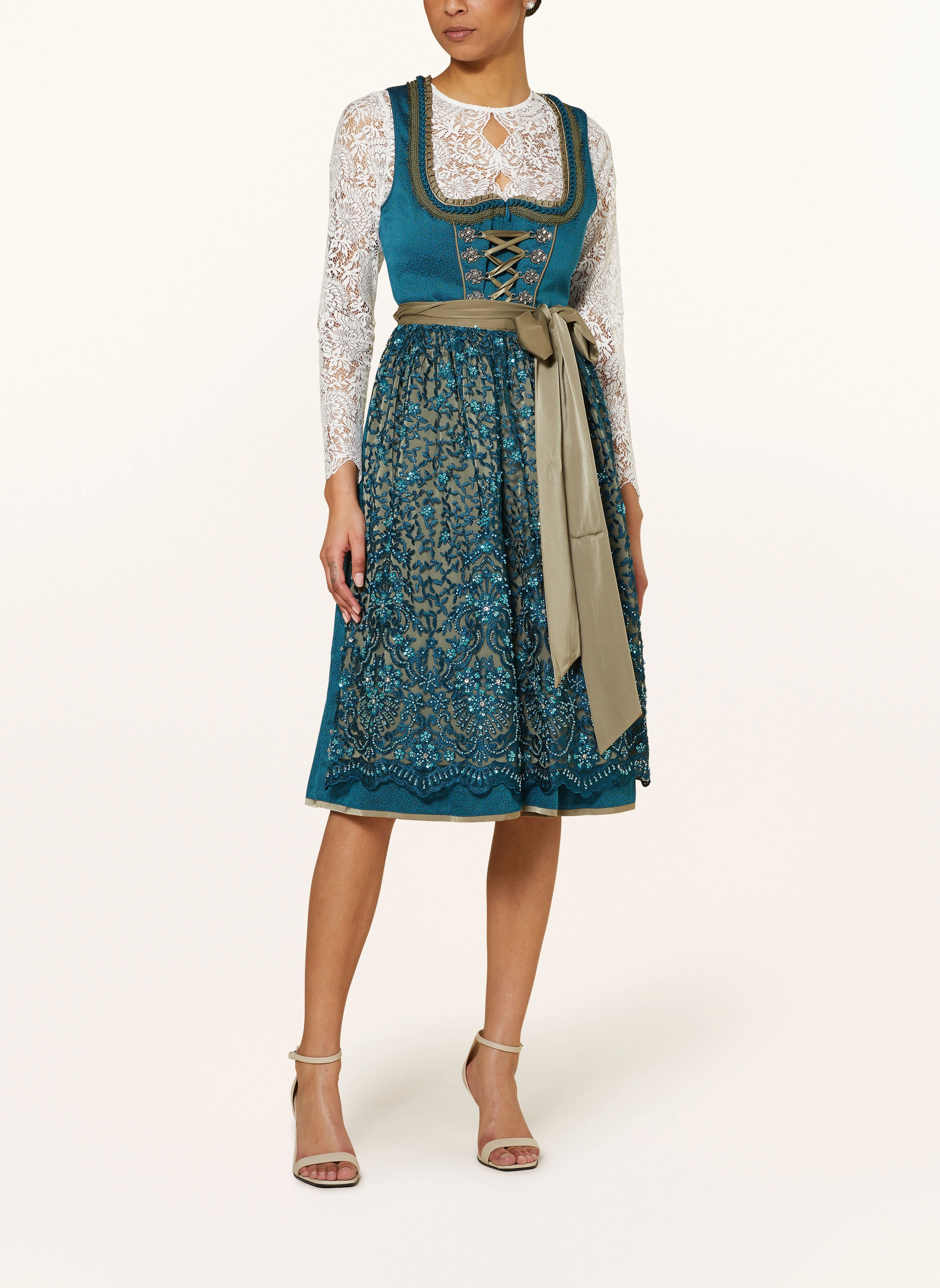 KRÜGER Dirndl mit Zierperlen und Schmucksteinen