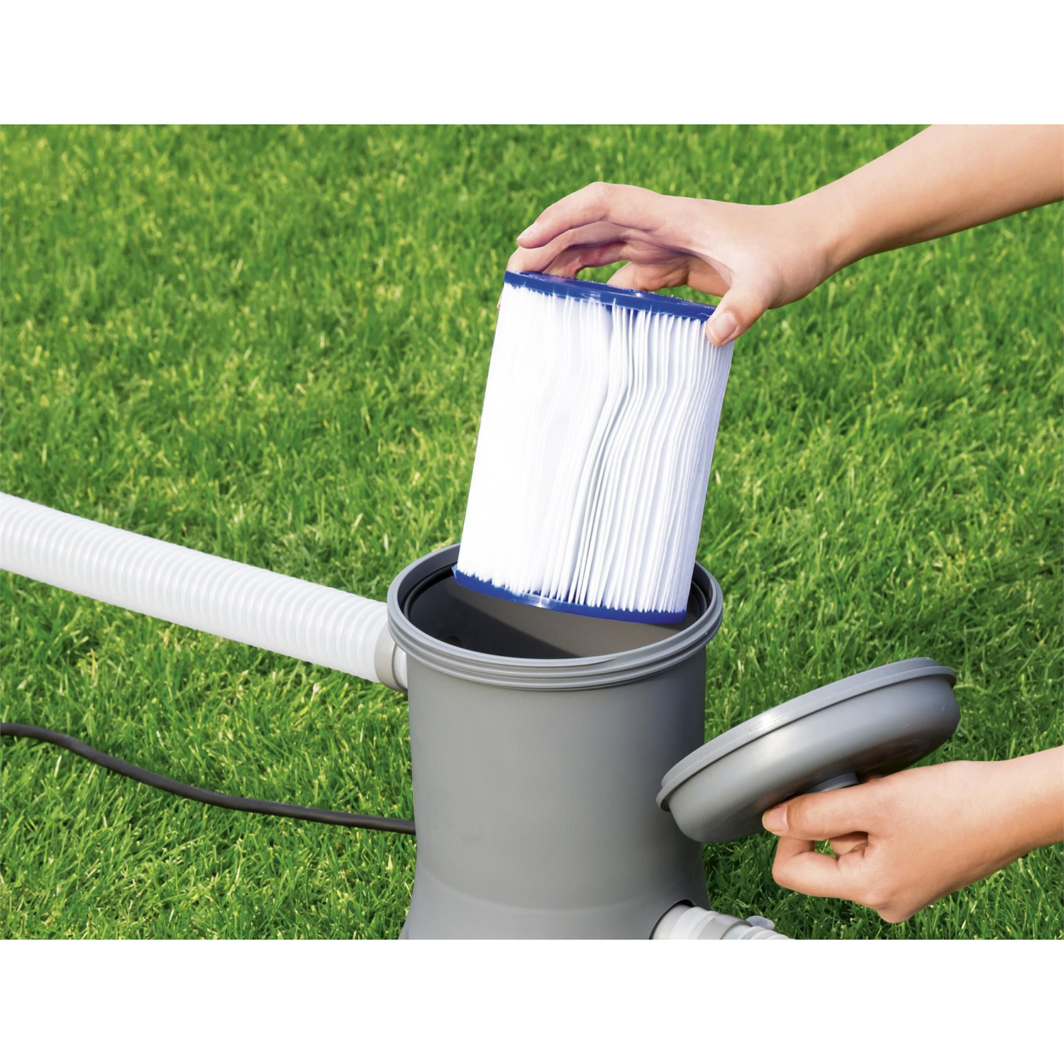 Filtro de cartucho Bestway Tipo II para 2006 l/h. Conjunto com duas unidades.