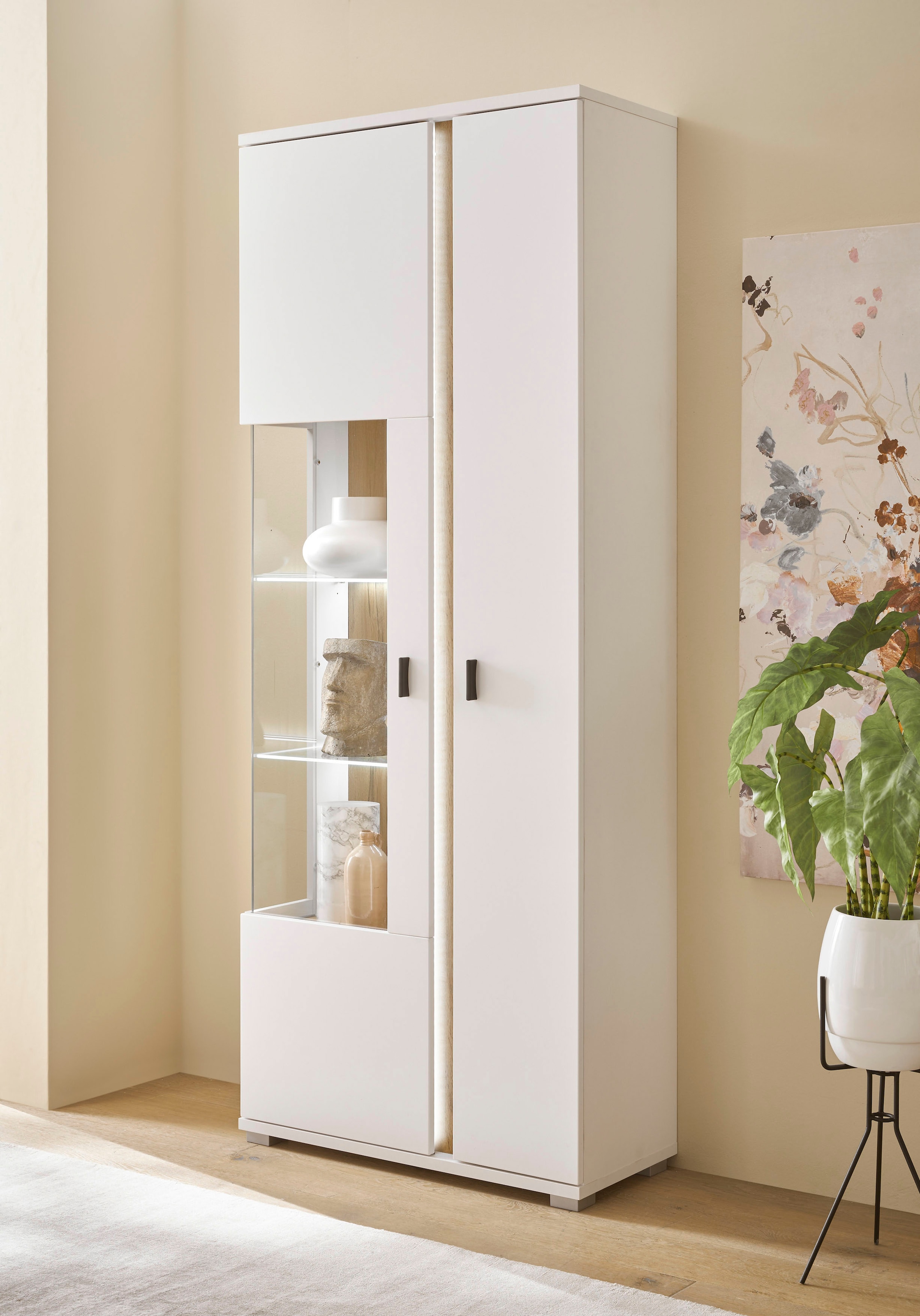 INOSIGN Vitrine »LONG ISLAND, Stauraumvitrine« 1 Stk. tlg. in moderner Trendfarbe,inklusive senkrechter Beleuchtung,Breite 80 cm