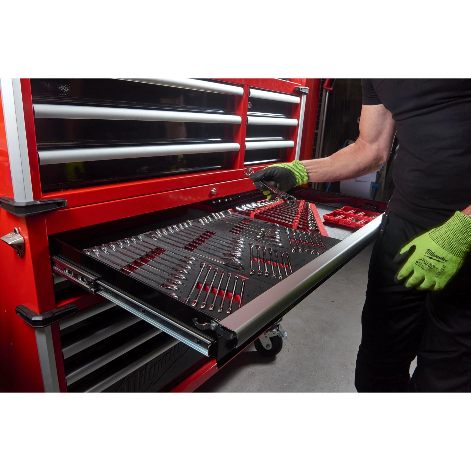 Milwaukee 4932478852 Stalen gereedschapswagen met 10 lades - 46˝ / 117 cm
