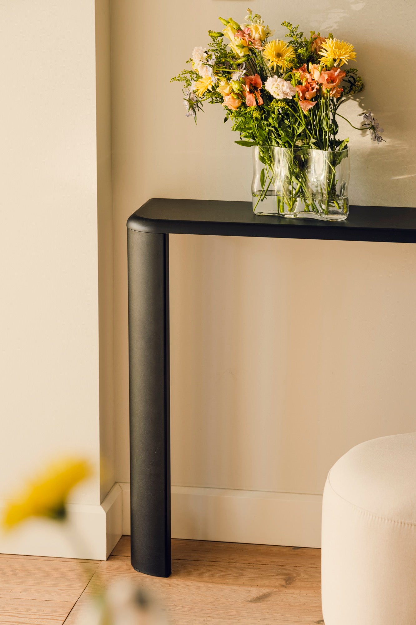noo.ma FLI Consolentafel - Vulcano Black